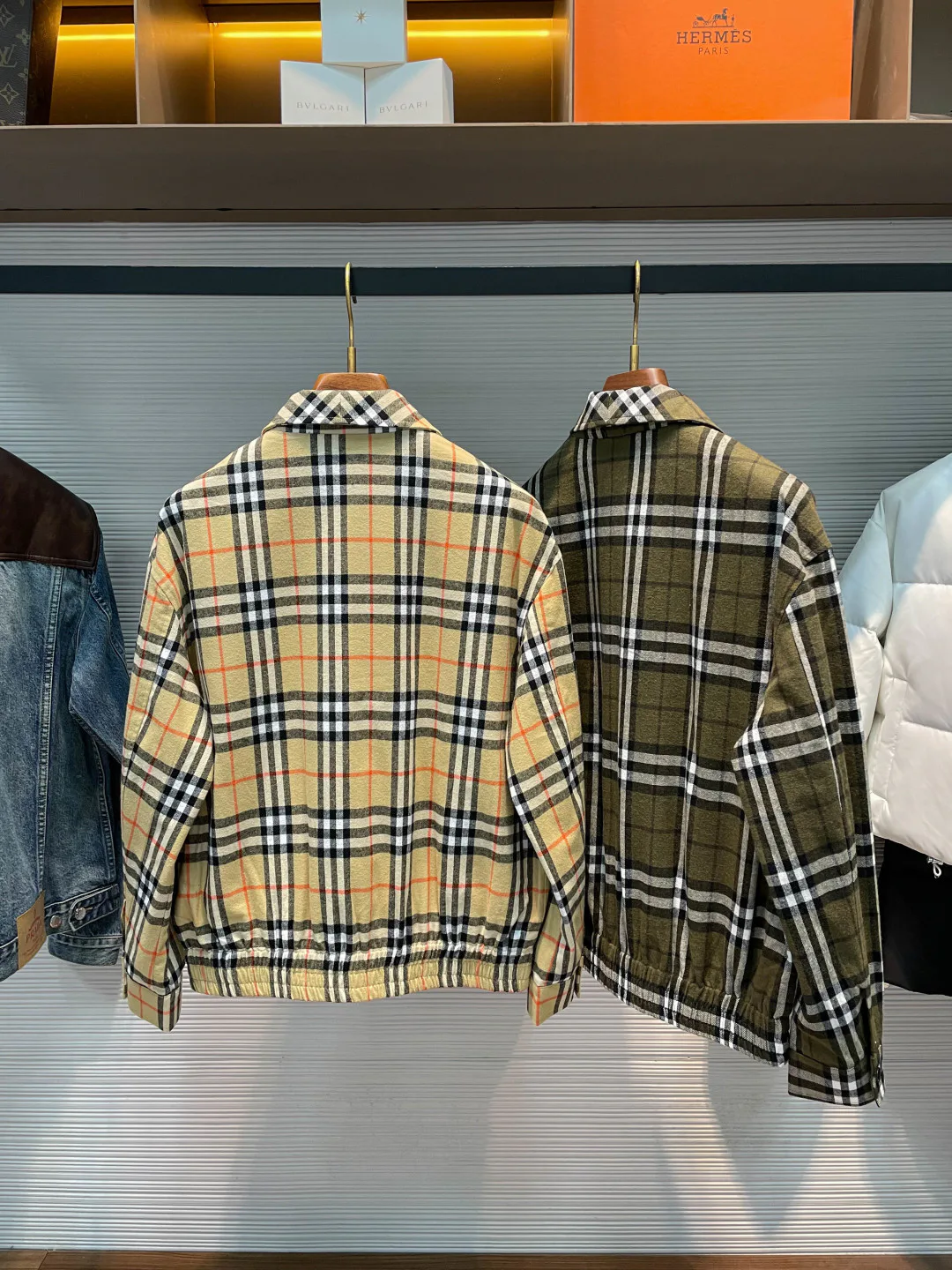 Men's Jackets And Down Jackets BURBERRY 18499550
