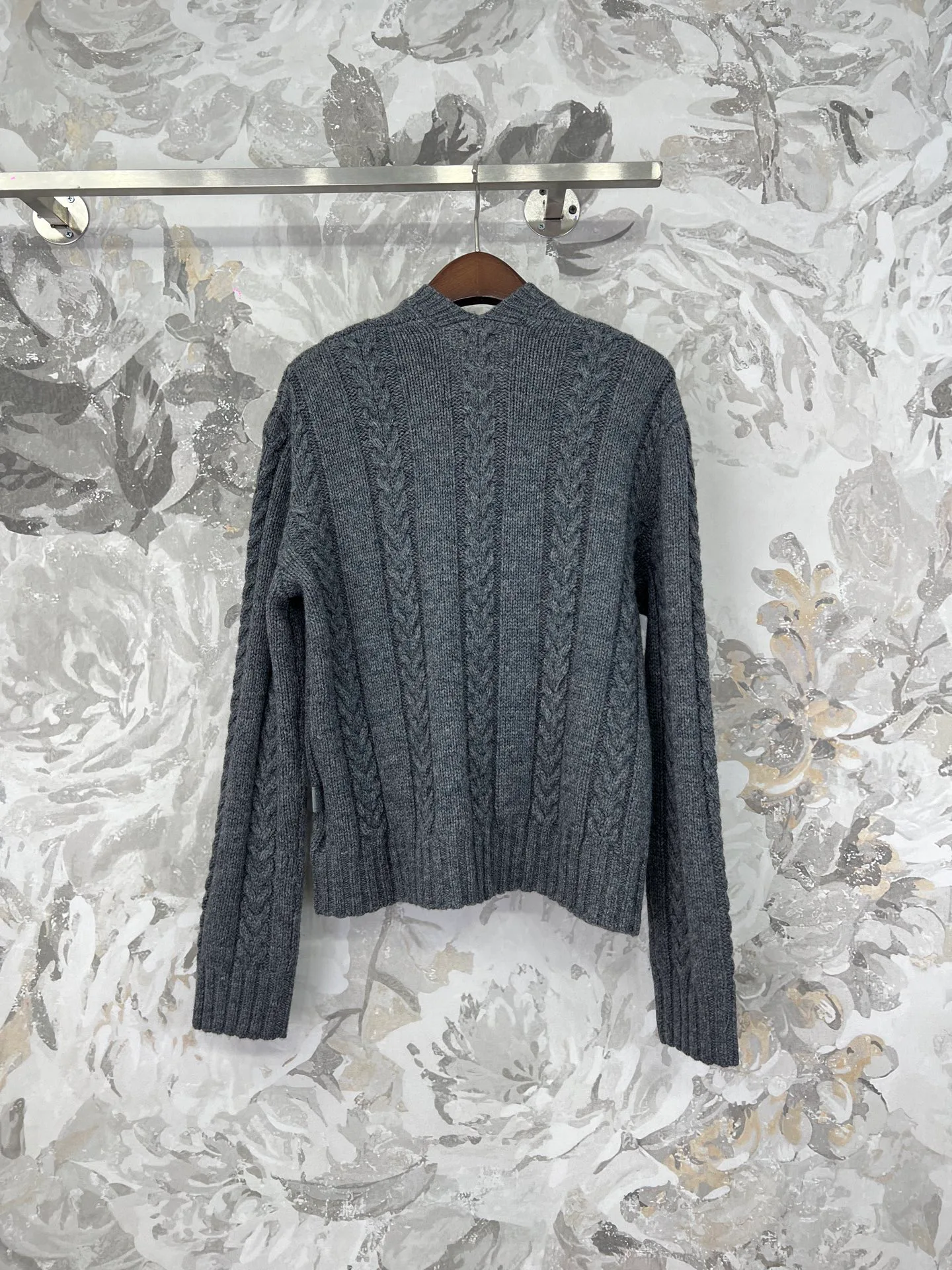 Women's Jumpers And Sweaters LOEWE 18324306