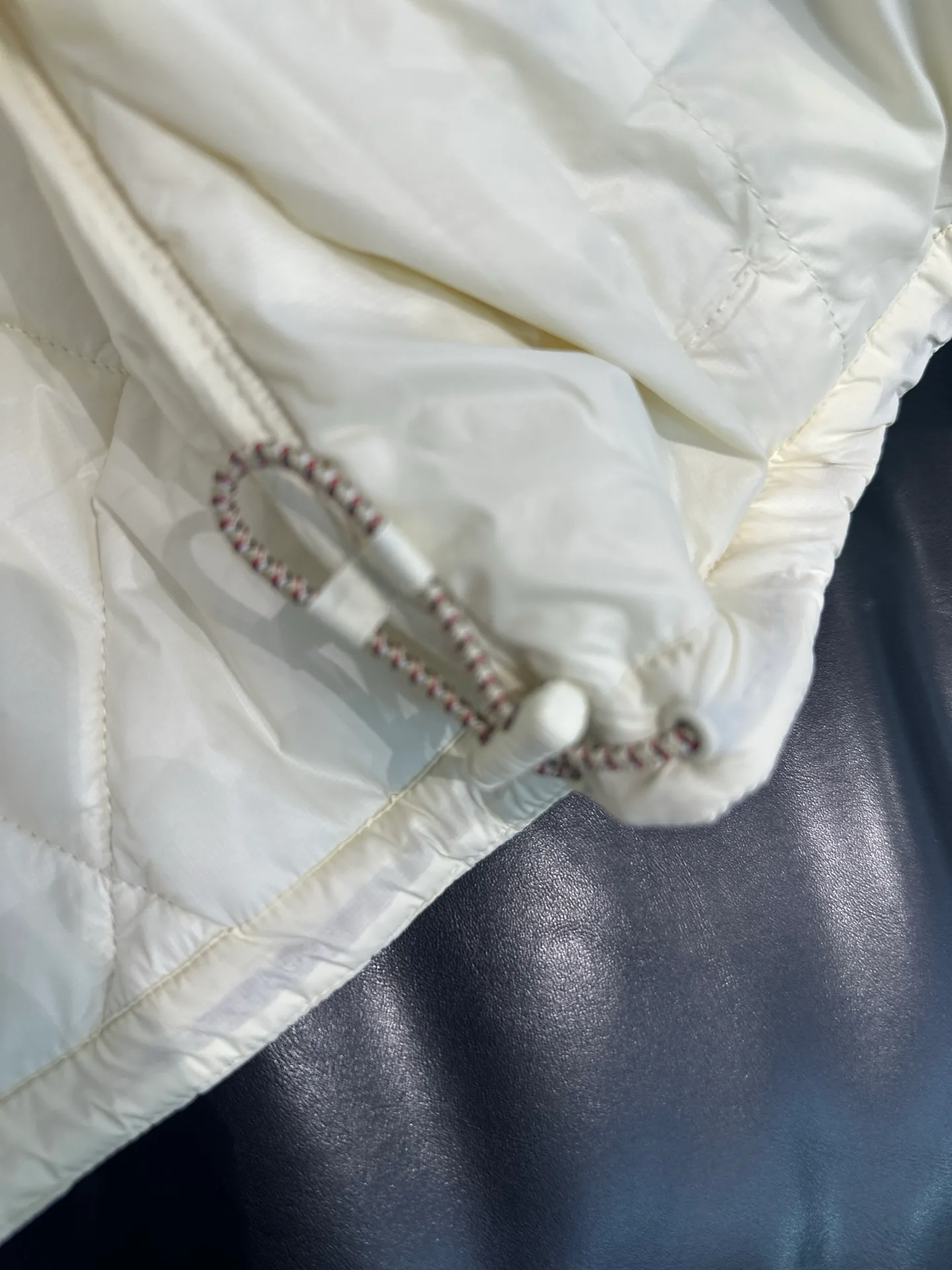 Women's Jackets And Down Jackets BURBERRY 18334028