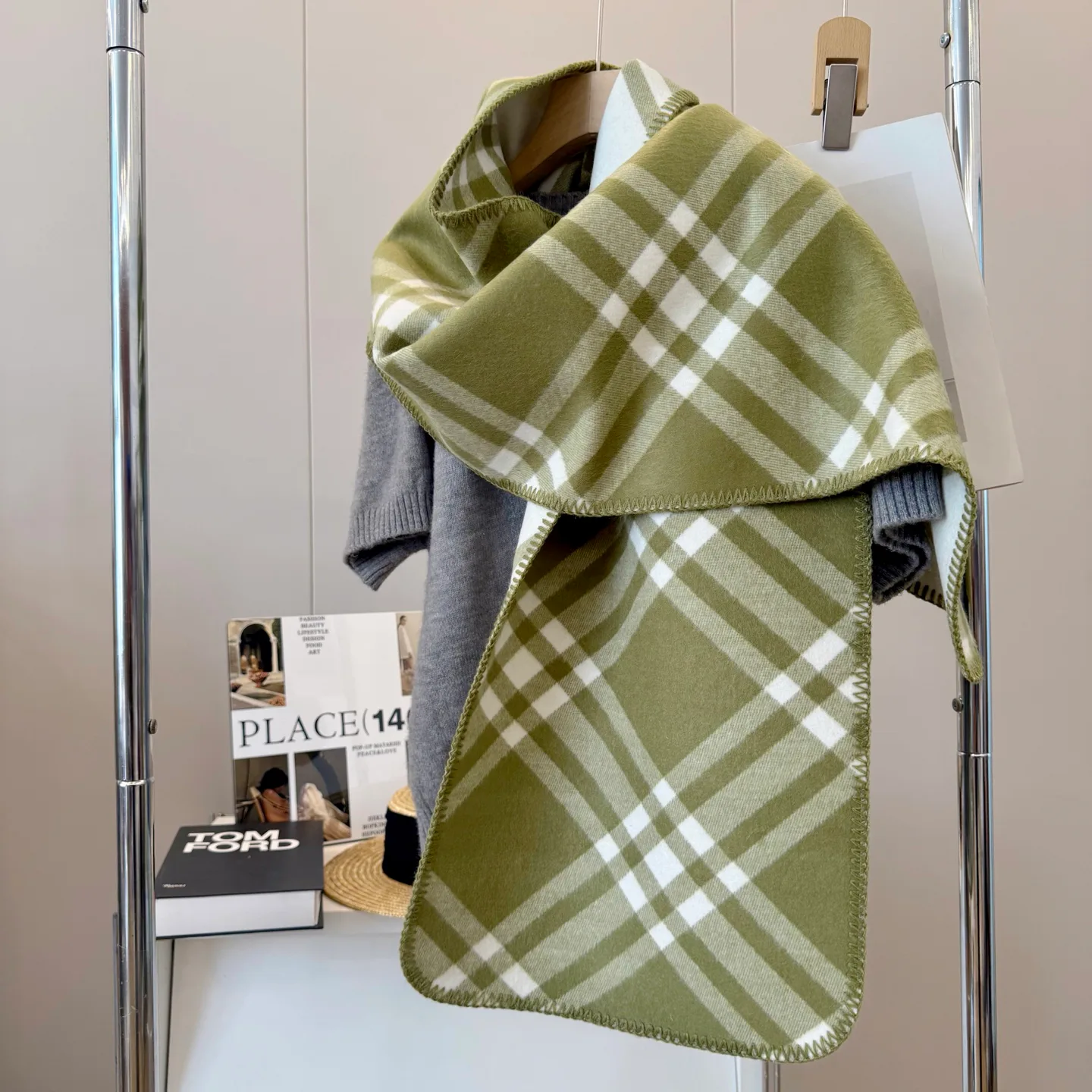 Scarves BURBERRY 18002974
