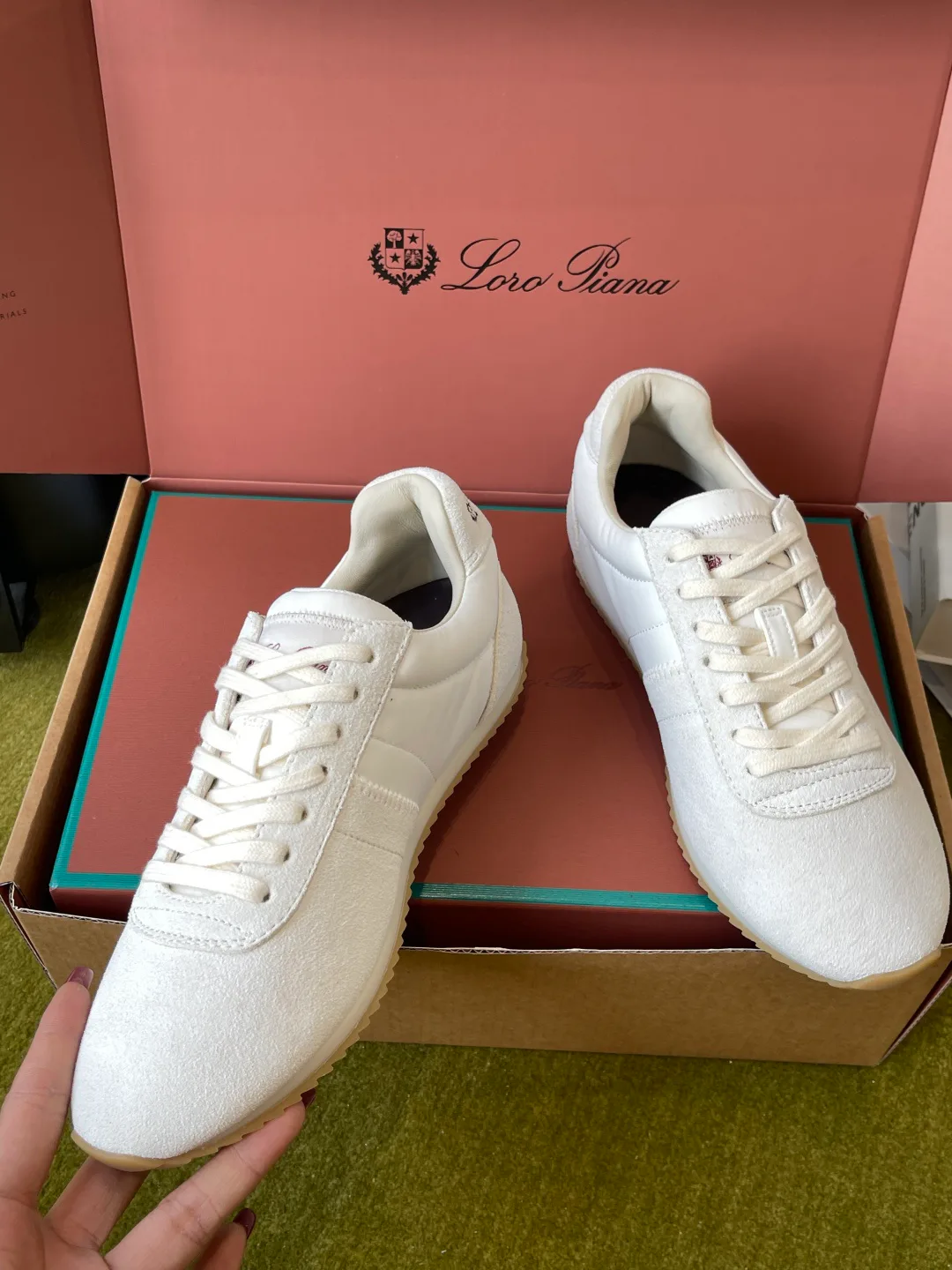 Women's Sneakers LORO PIANA 17424584