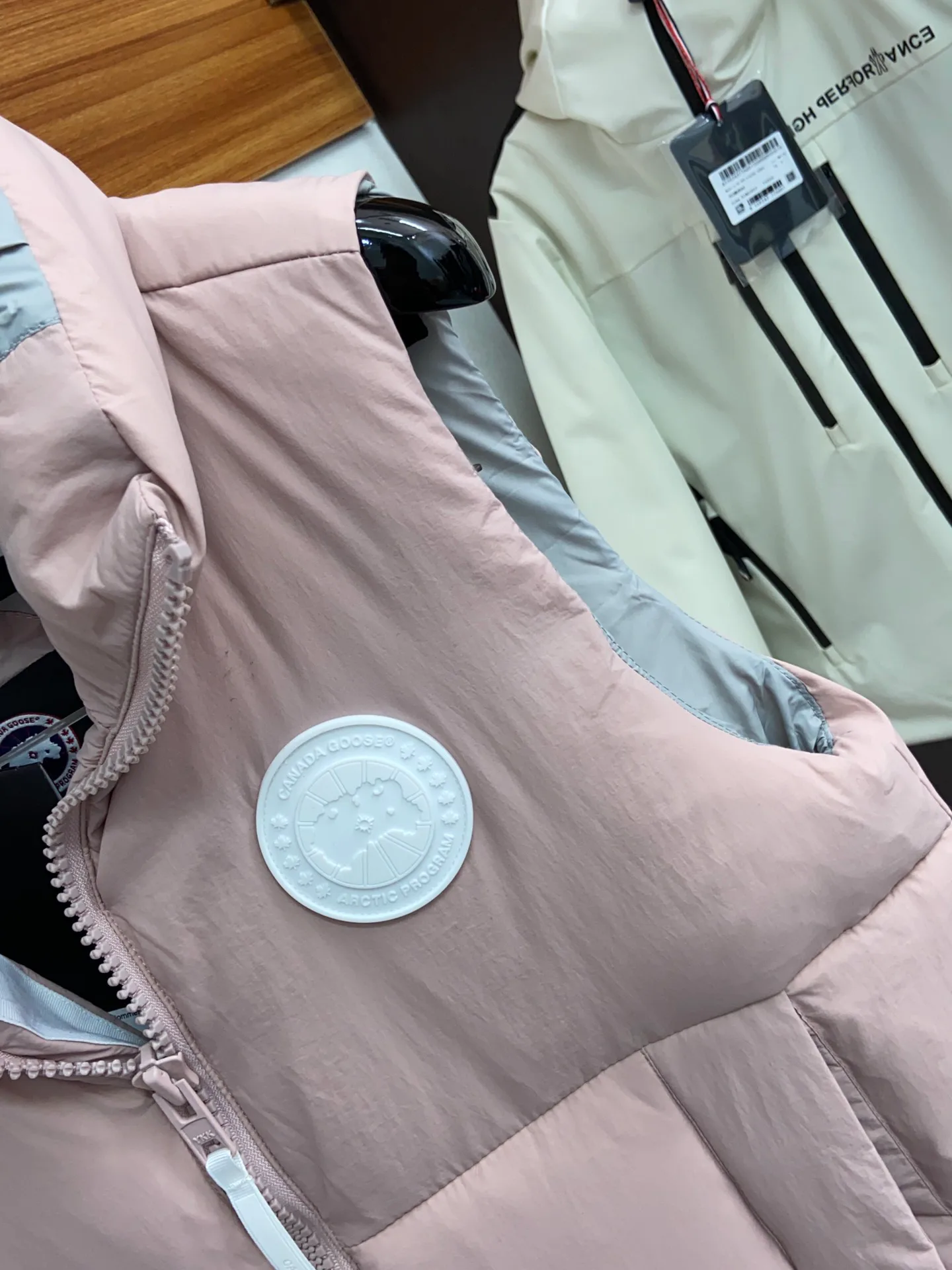 Жилеты Мужские Canada Goose 18684497