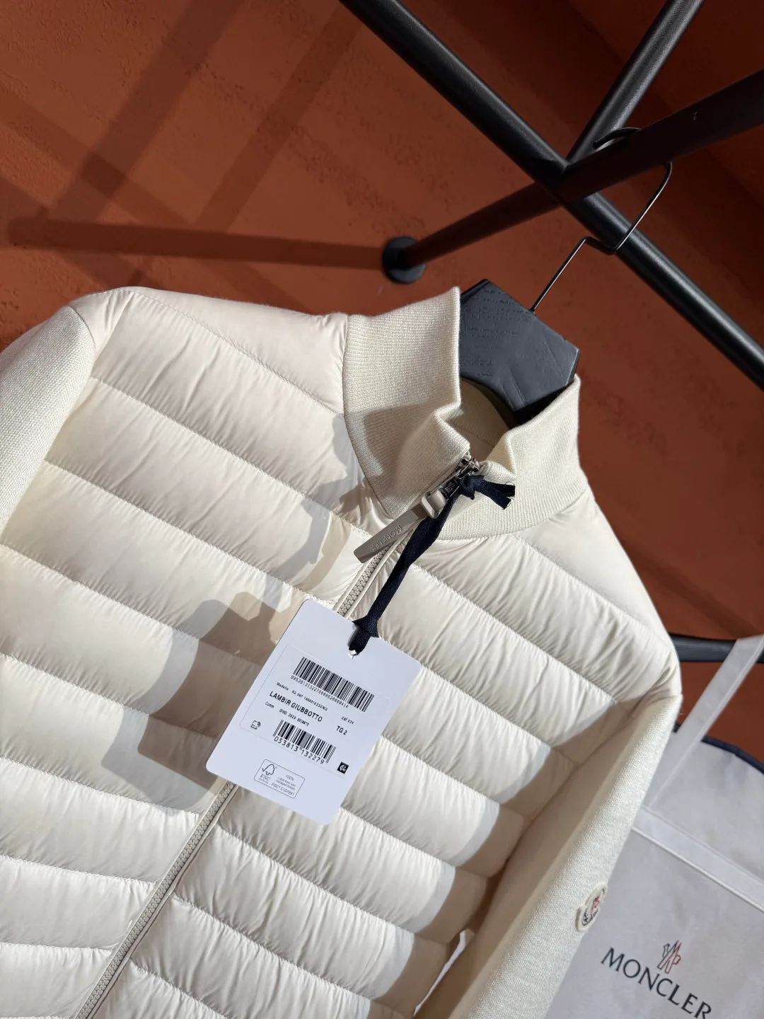 Women's Jackets And Down Jackets MONCLER 18436264