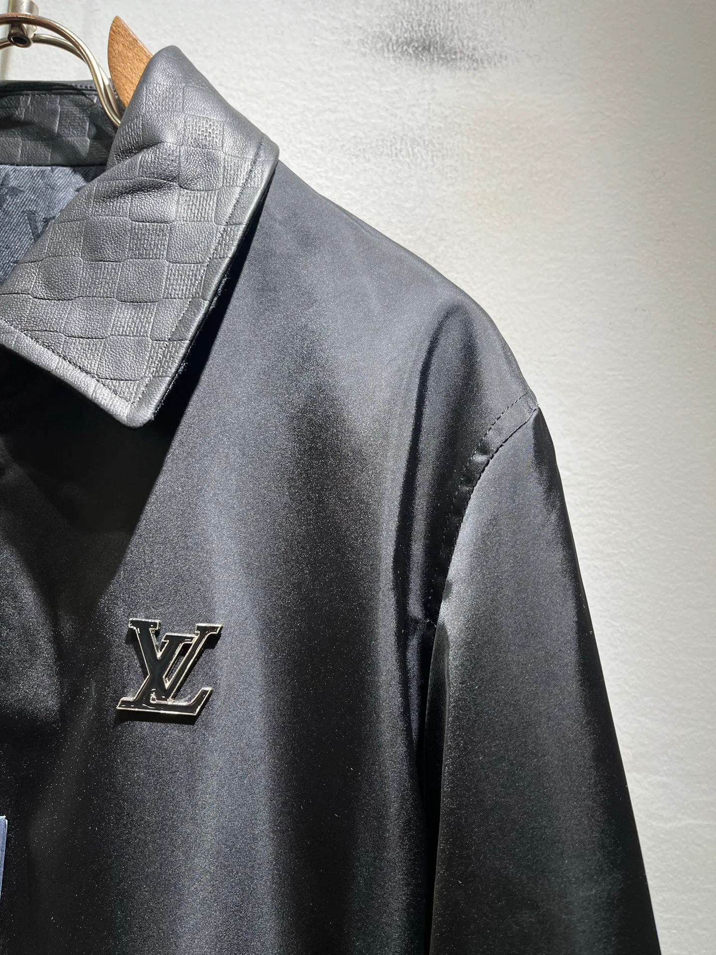 Men's Jackets And Down Jackets LOUIS VUITTON 18545932