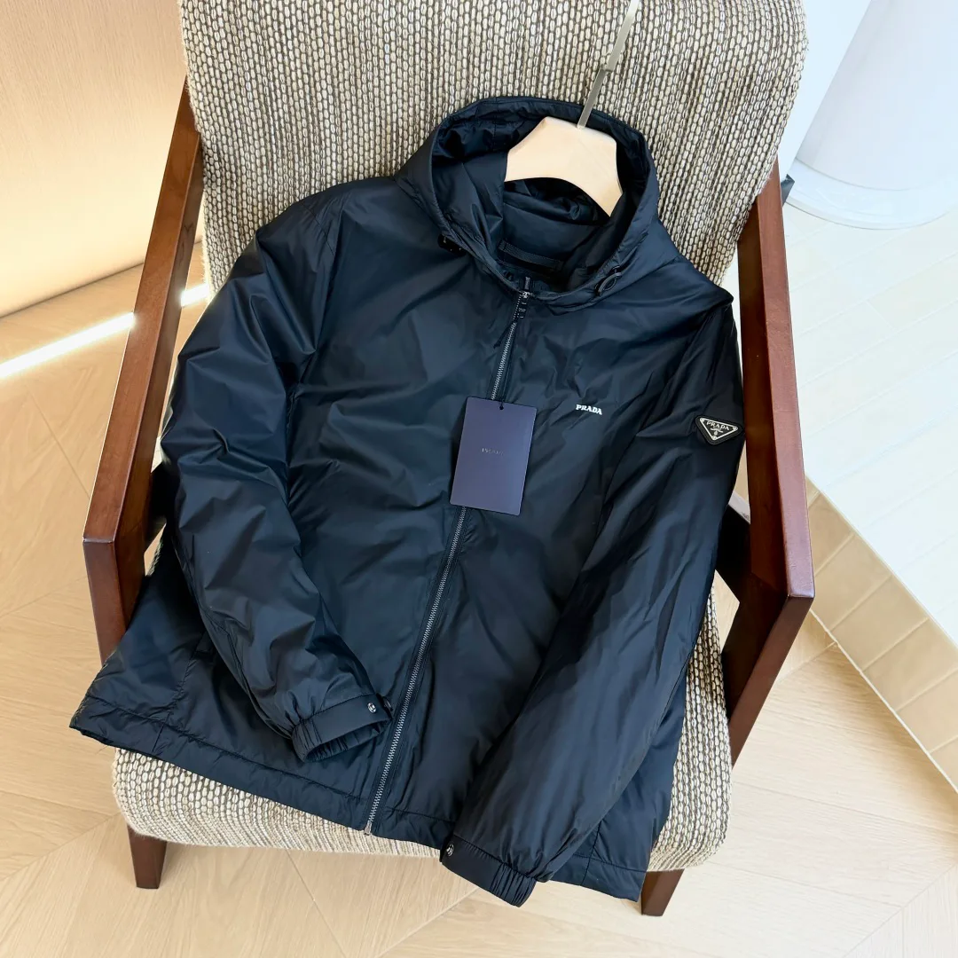 Куртки И Пуховики Женские Prada 18586021