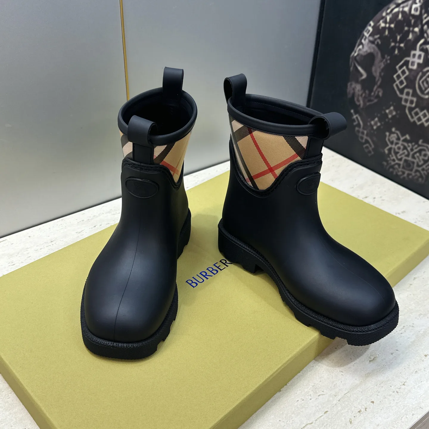 Women's Boots BURBERRY 18235848
