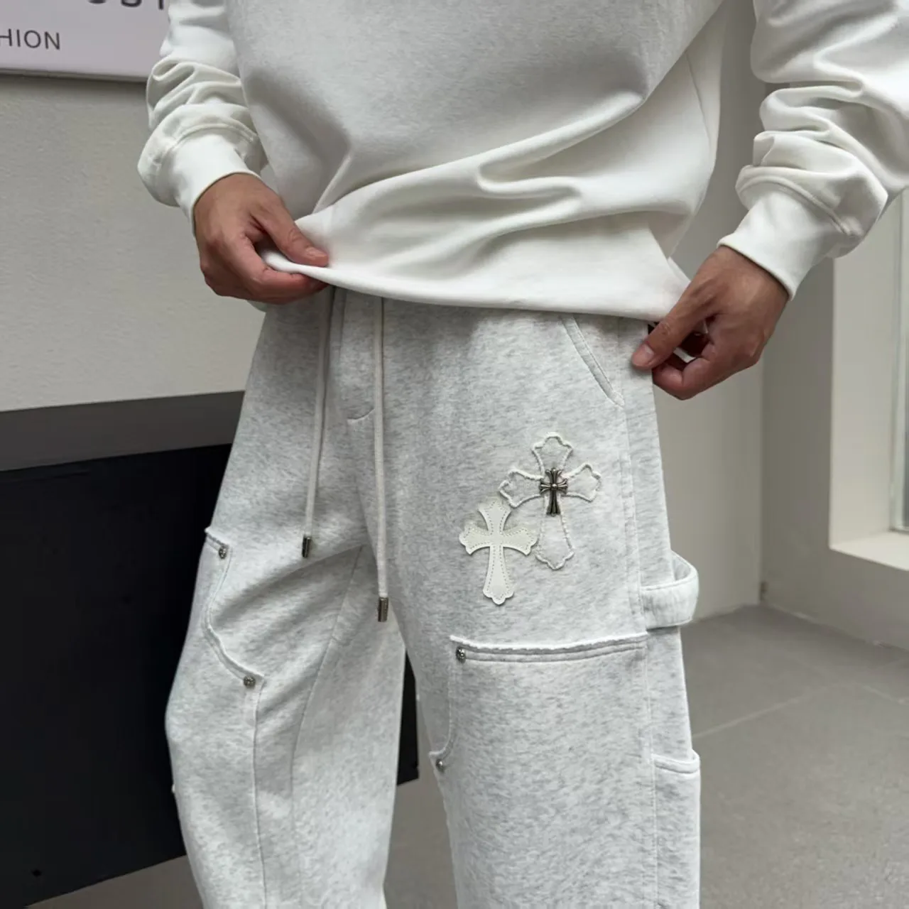 Men's Trousers CHROME HEARTS 18178432