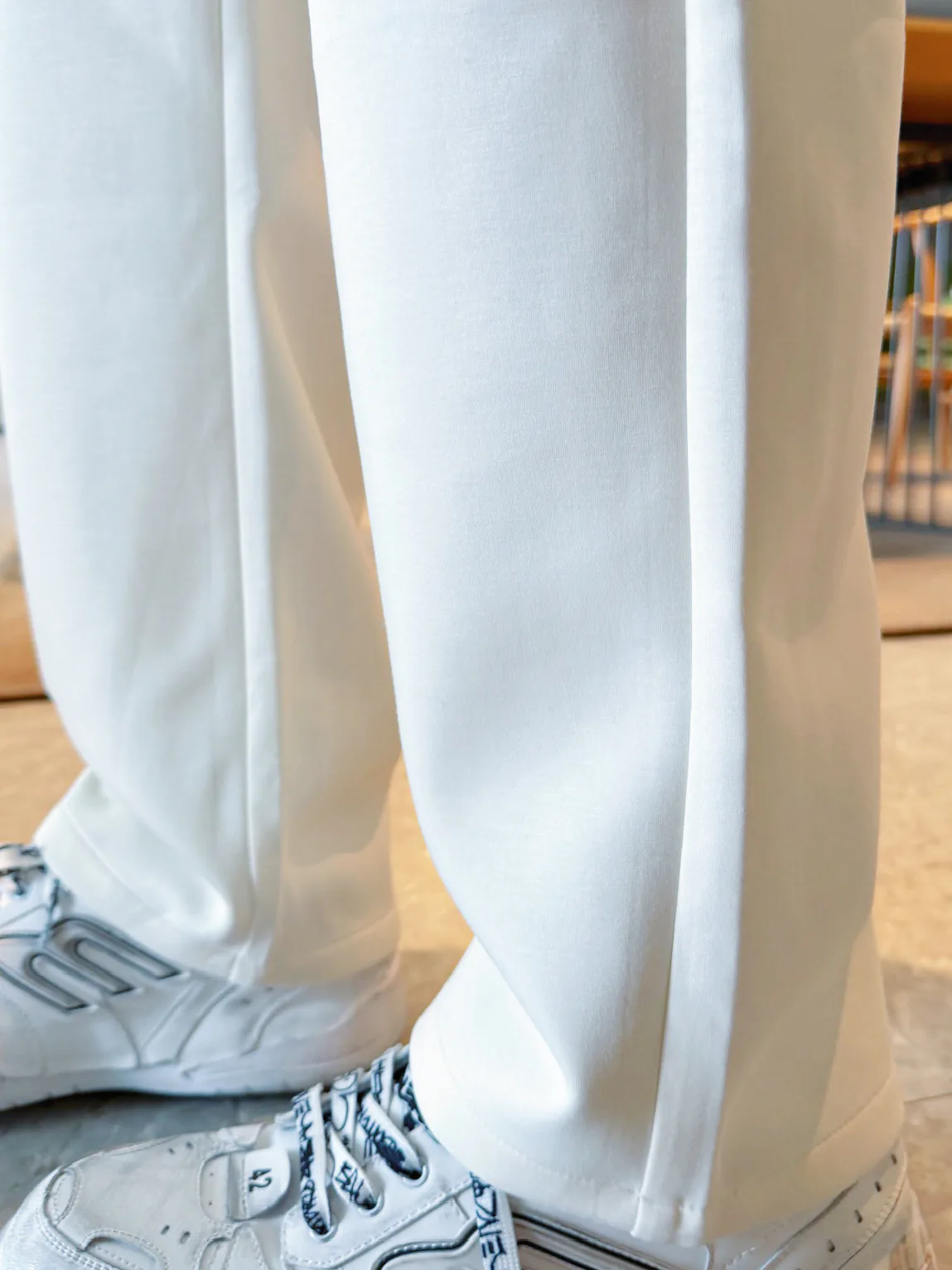 Men's Trousers LOUIS VUITTON 18345758