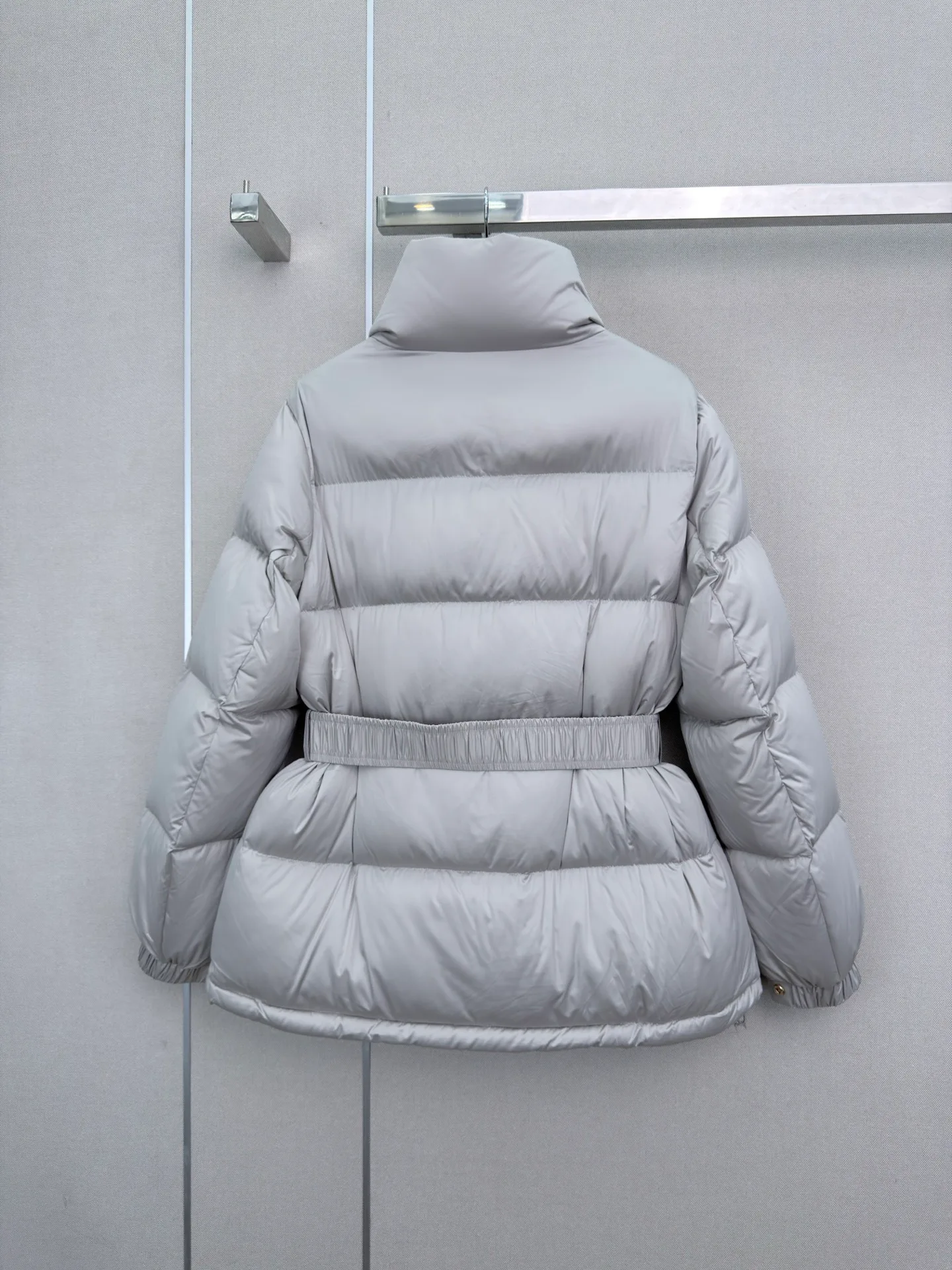 Women's Jackets And Down Jackets CELINE 18016095