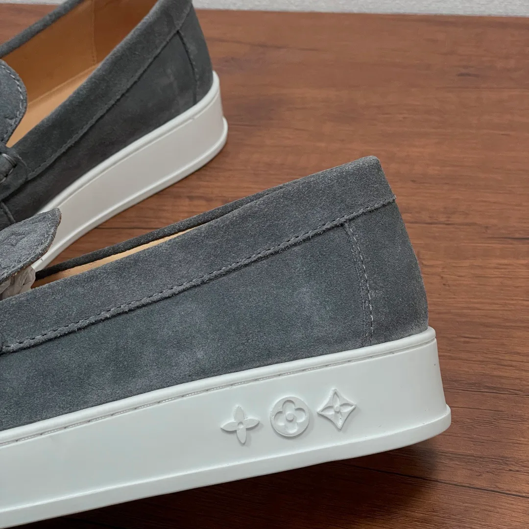 Men's Loafers And Dress Shoes LOUIS VUITTON 17307288