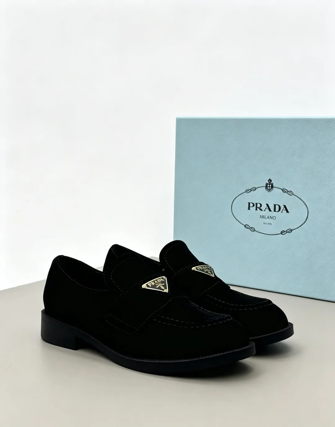 Women's Loafers And Moccasins PRADA 18006173