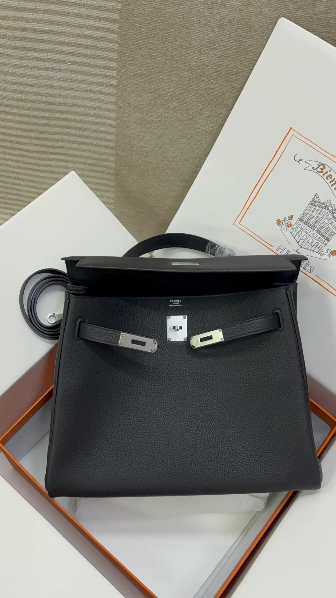 Women's Classic Handbags HERMES 17778455