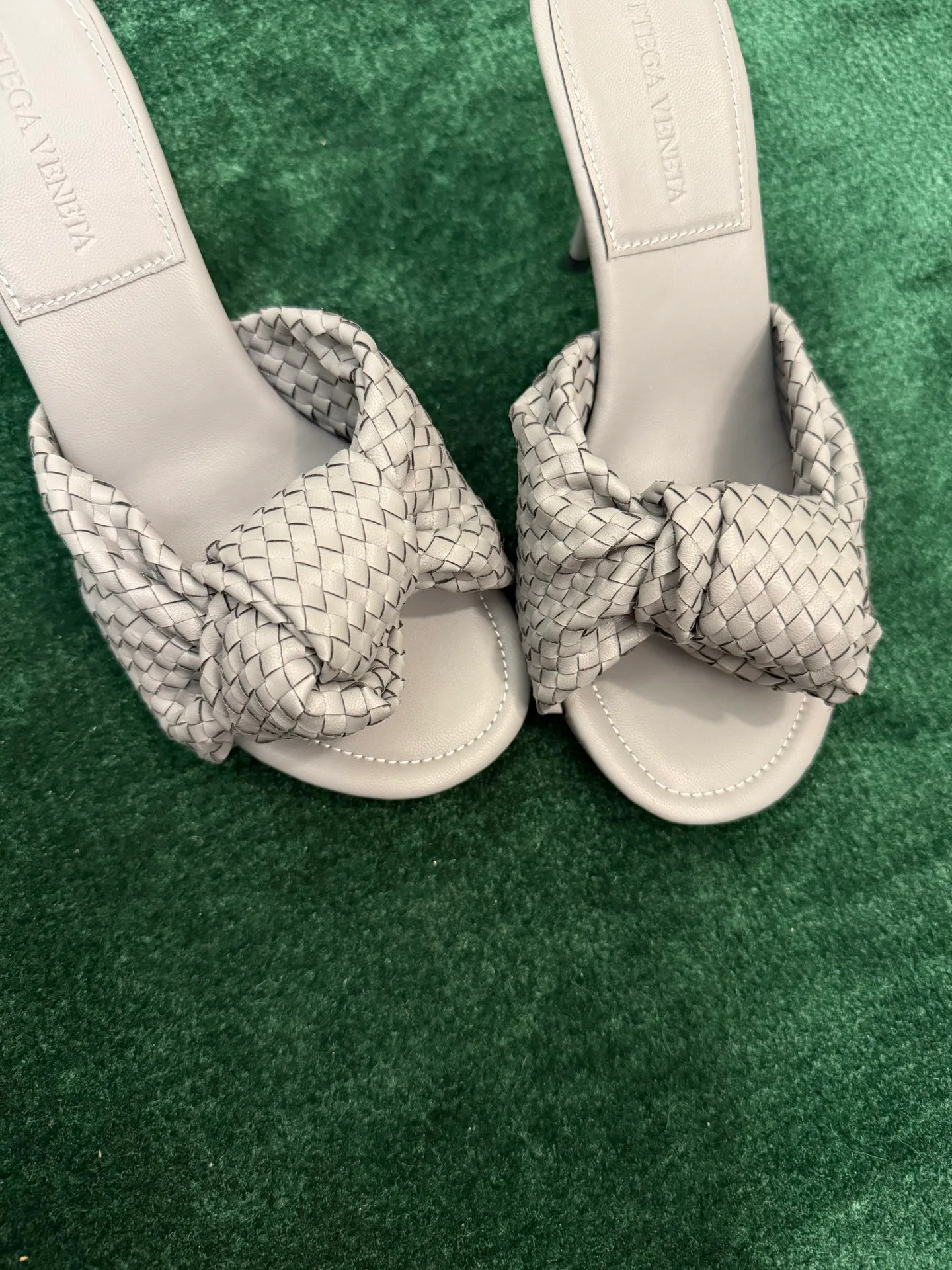 Women's Mules And Clogs BOTTEGA VENETA 17386160