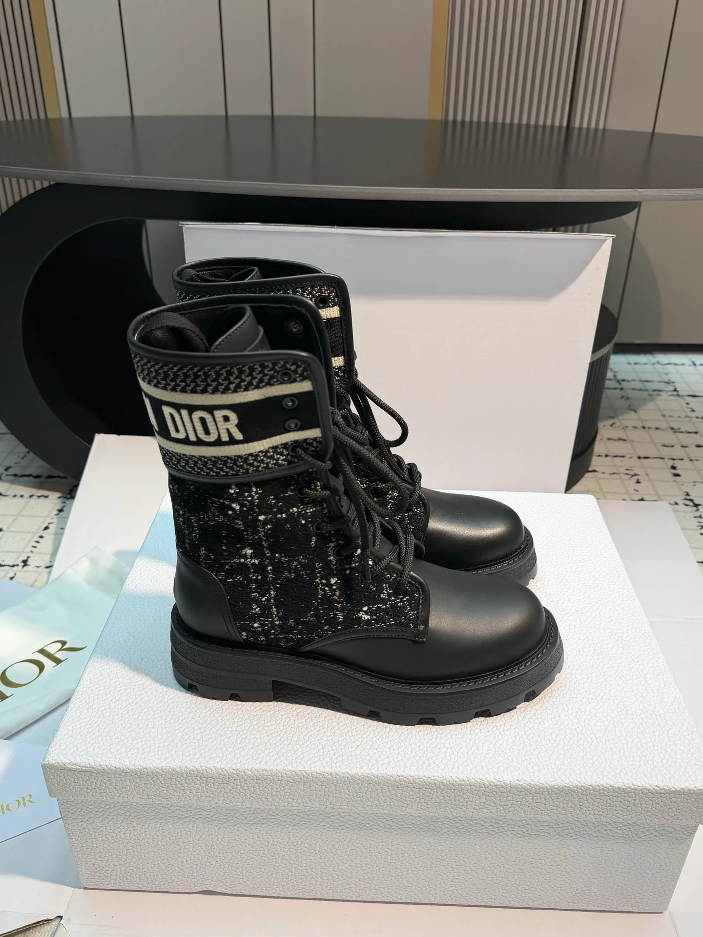 Ботинки Женские Christian Dior 18612616