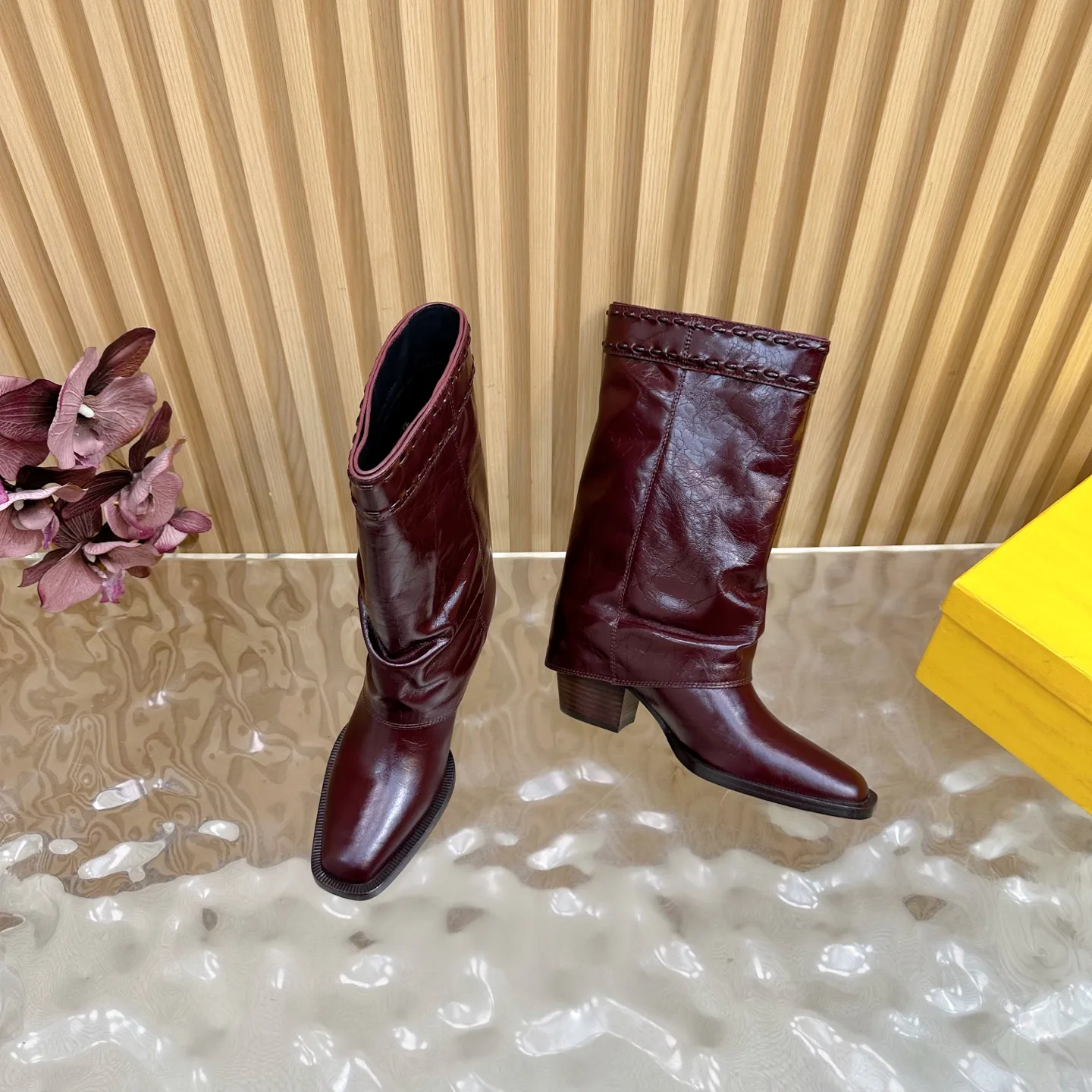 Women's Boots FENDI 18235442