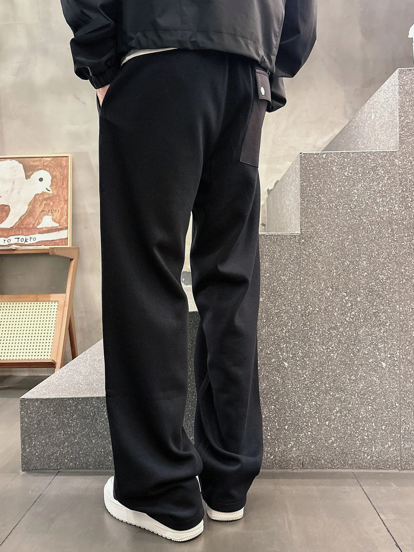 Men's Trousers GIVENCHY 18340448