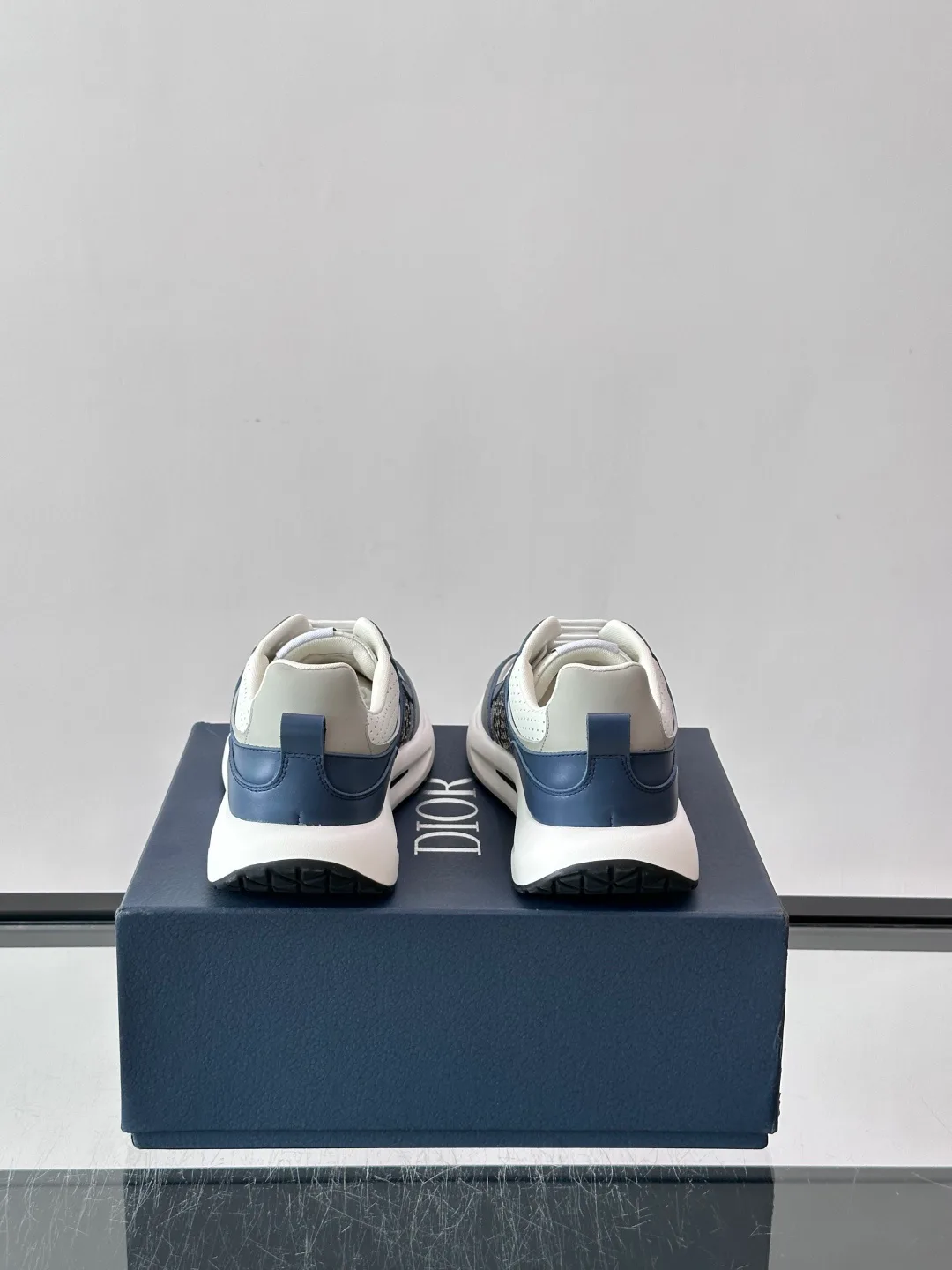 Men's Sneakers CHRISTIAN DIOR 18118594