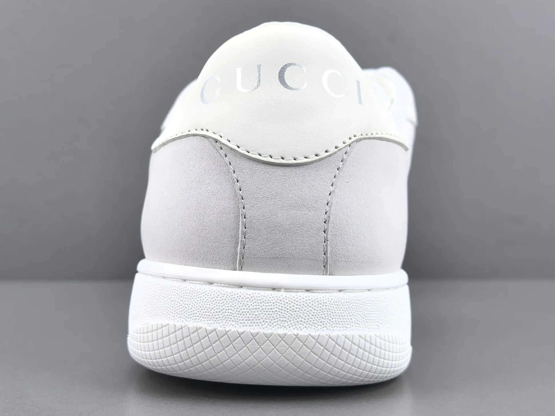 Women's Sneakers GUCCI 18552279