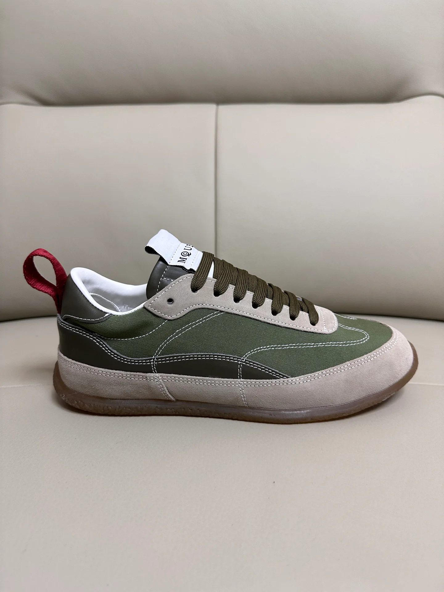 Кроссовки Женские Alexander Mcqueen 18616749