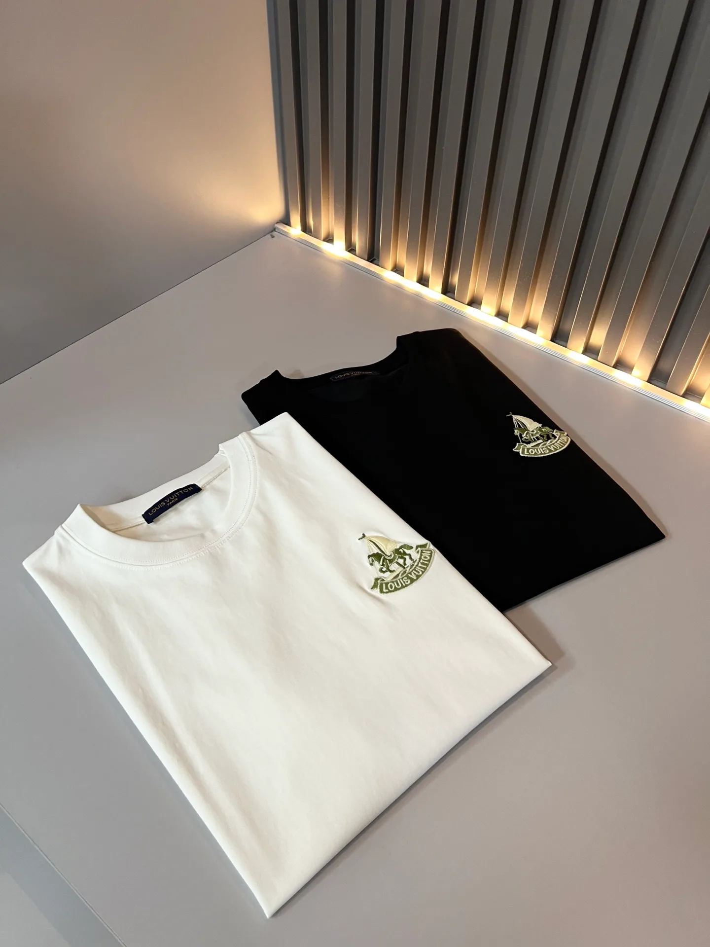 Men's T-Shirts LOUIS VUITTON 18446416