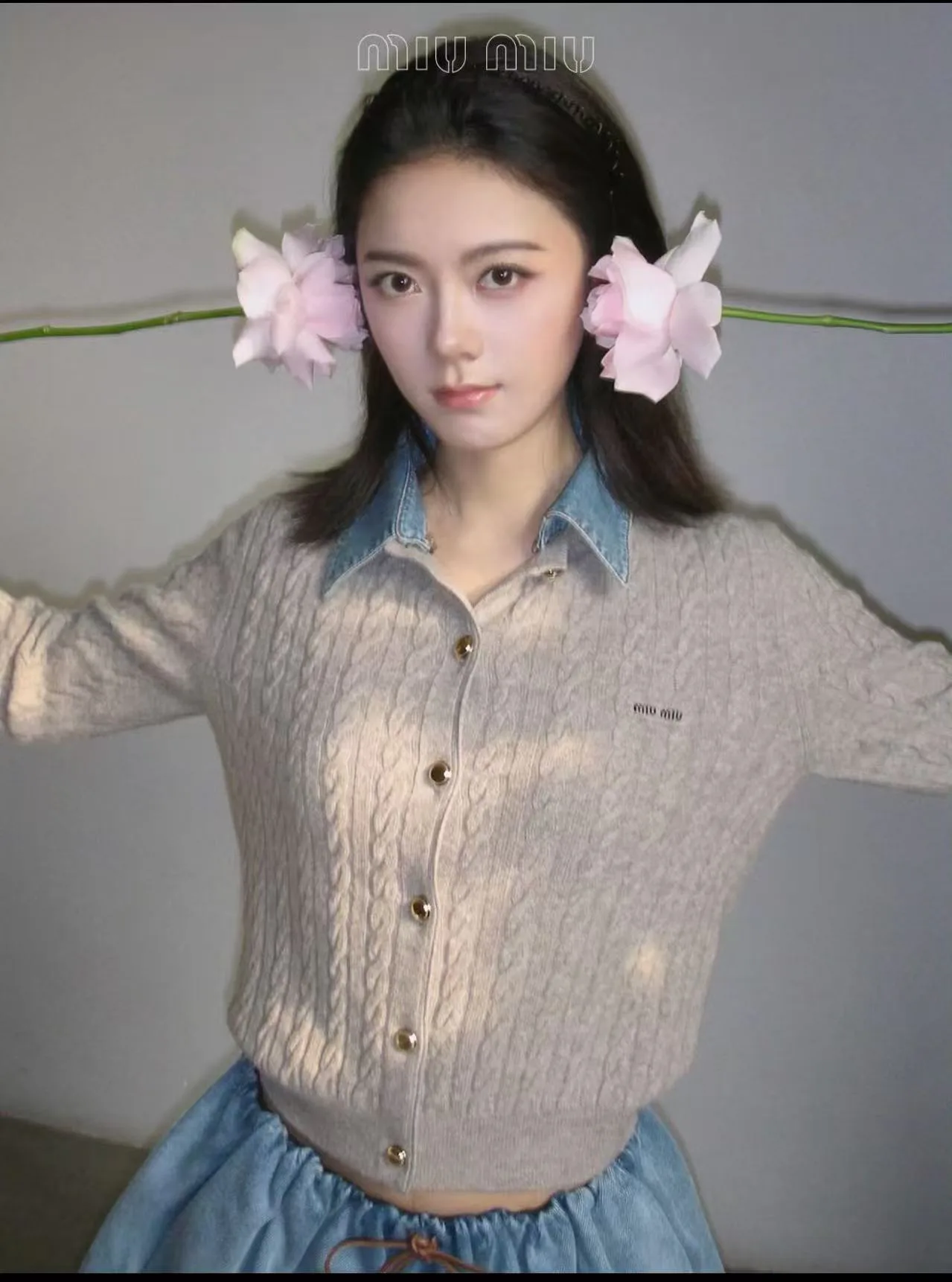 Women's Jumpers And Sweaters MIU MIU 18542800