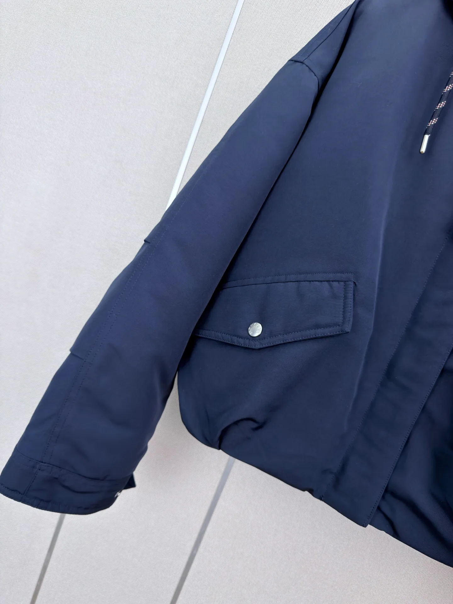 Women's Jackets And Down Jackets MONCLER 18402395