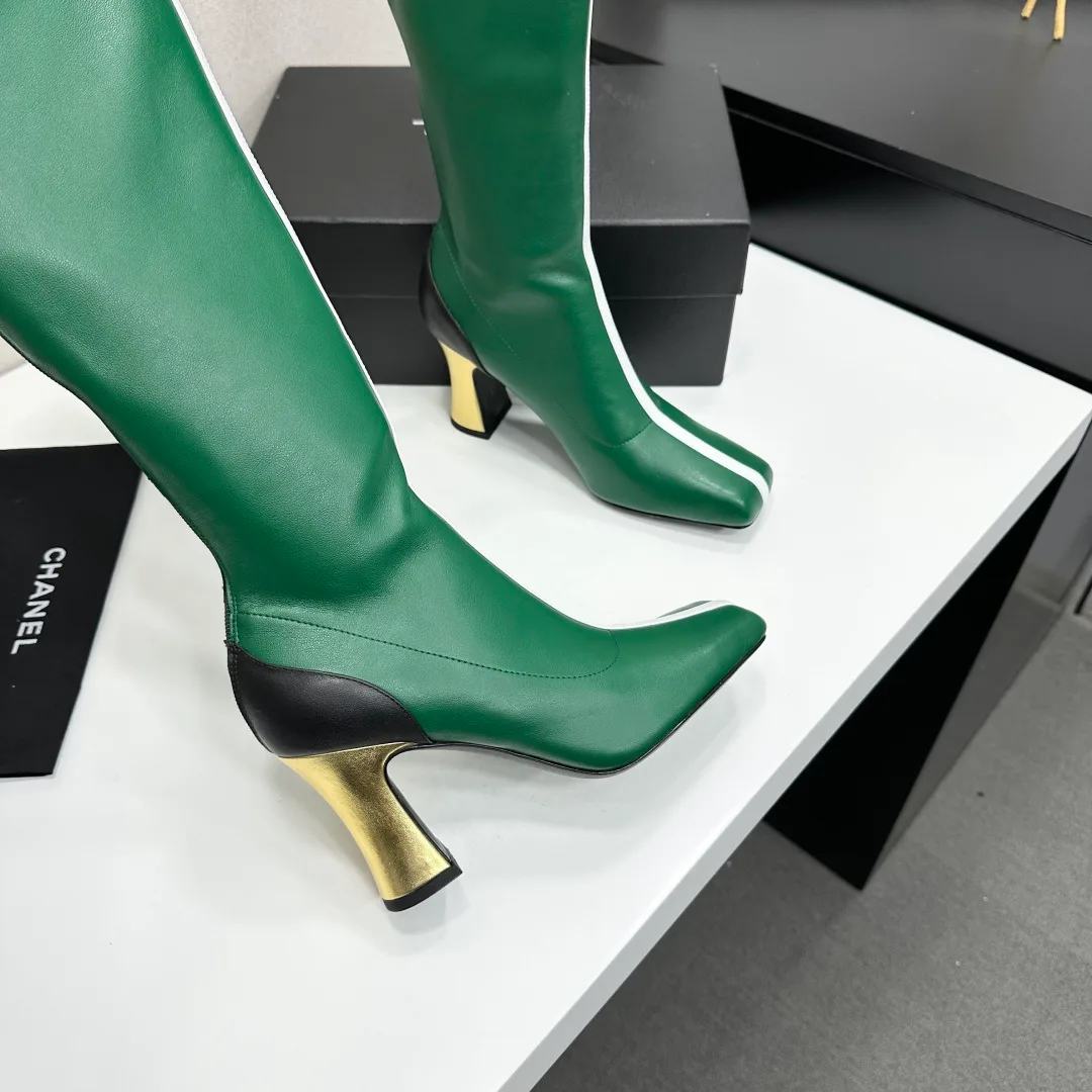 Women's Boots CHANEL 18366731
