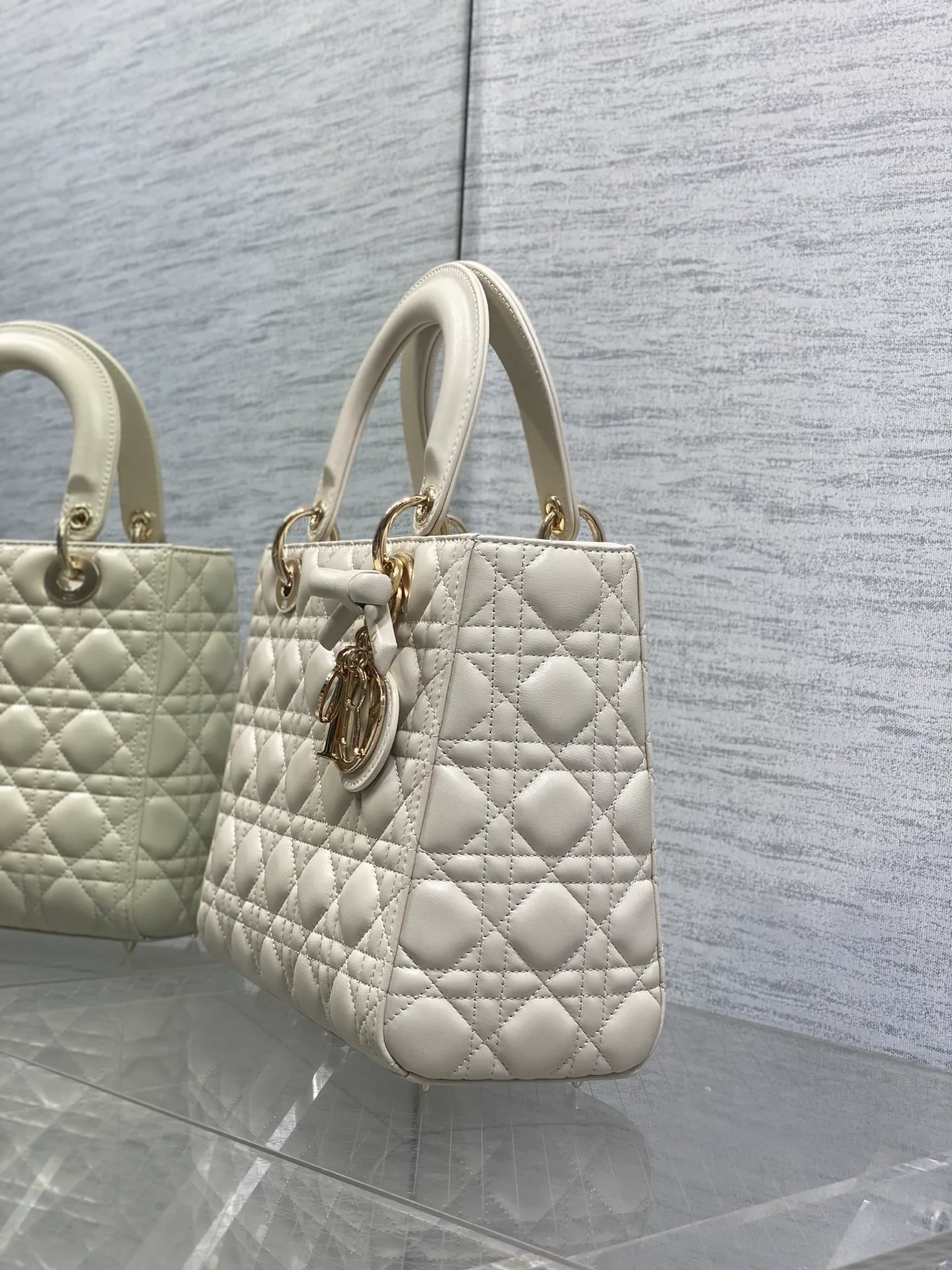 Women's Classic Handbags CHRISTIAN DIOR 17601473