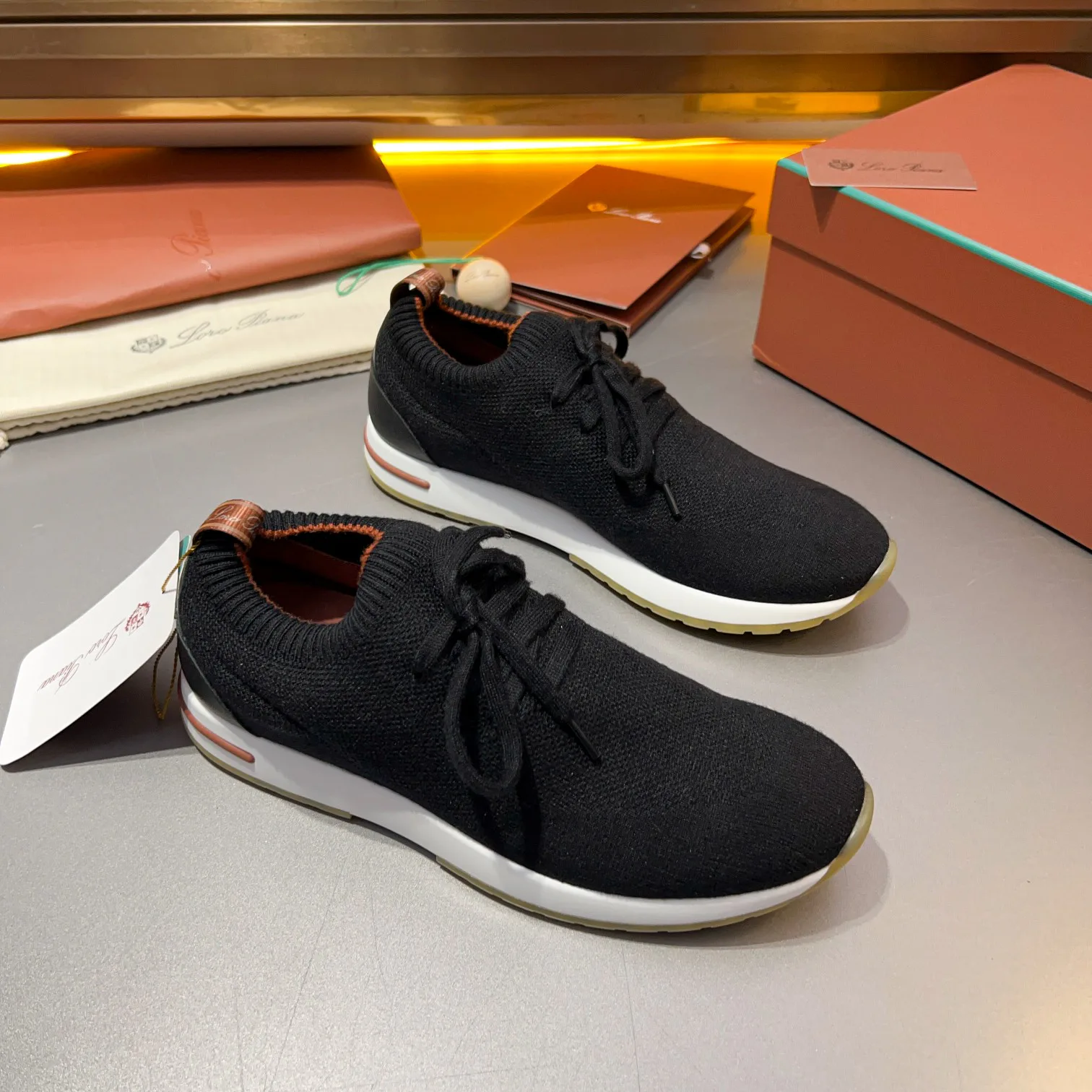 Men's Sneakers LORO PIANA 18250762