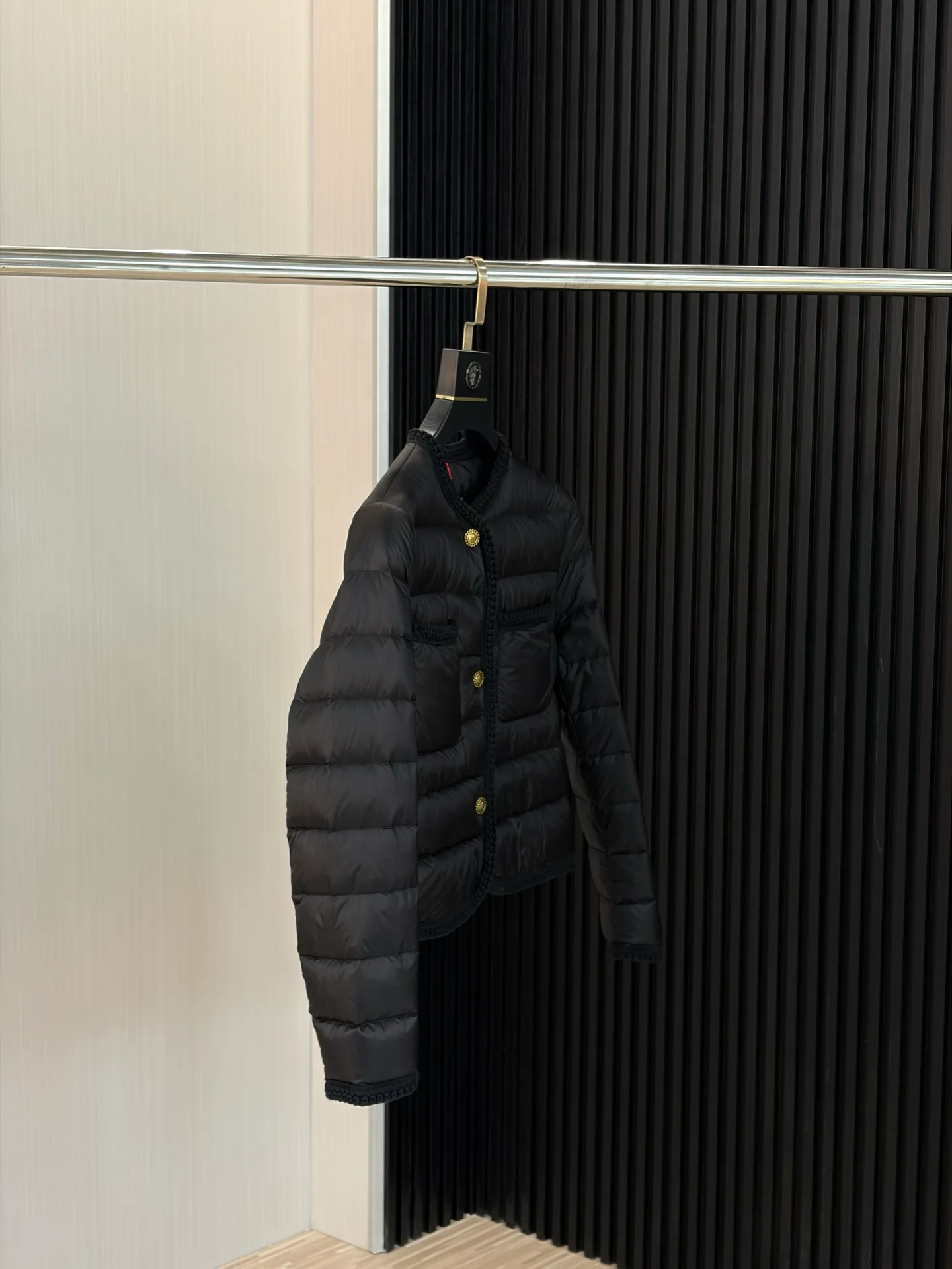 Куртки И Пуховики Женские Moncler 18600031