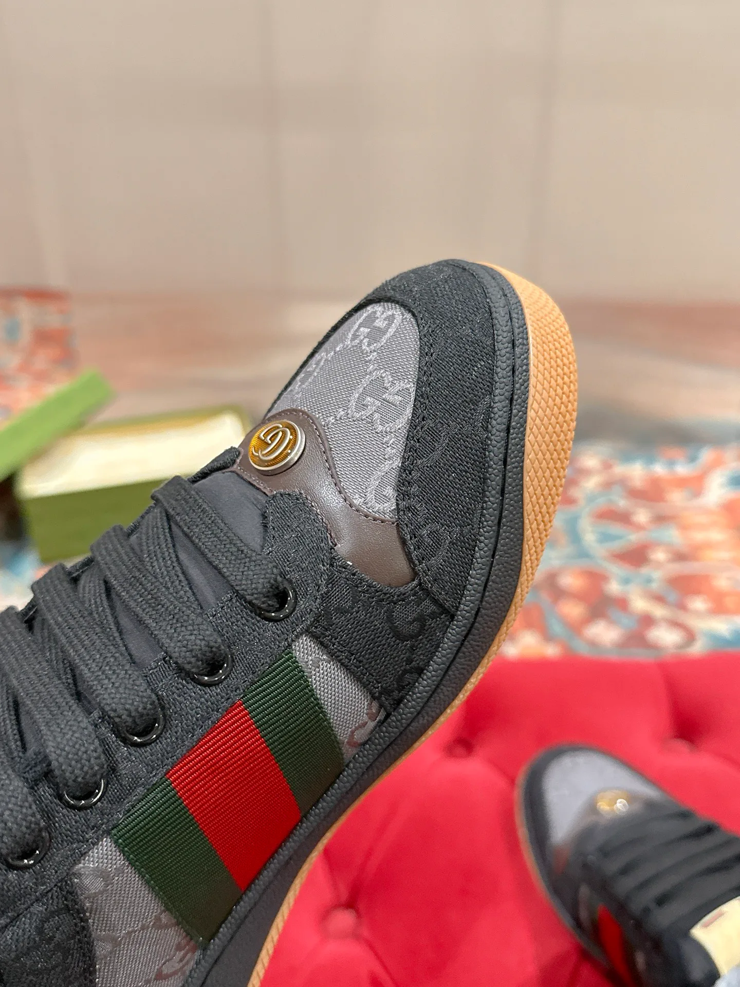 Women's Sneakers GUCCI 17956628