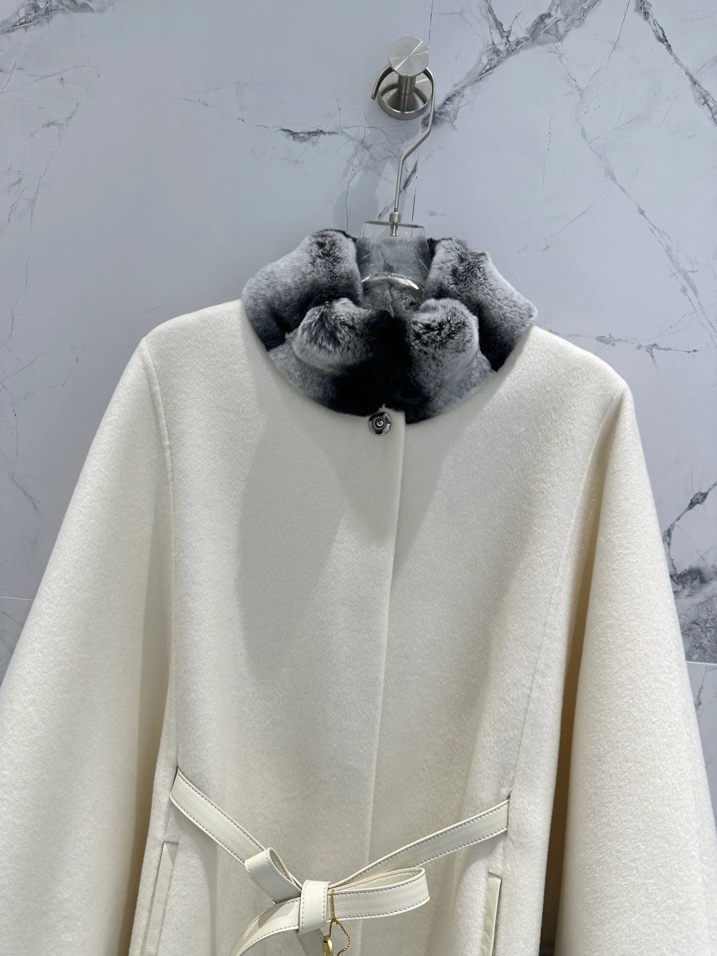 Women's Coats LORO PIANA 18513174