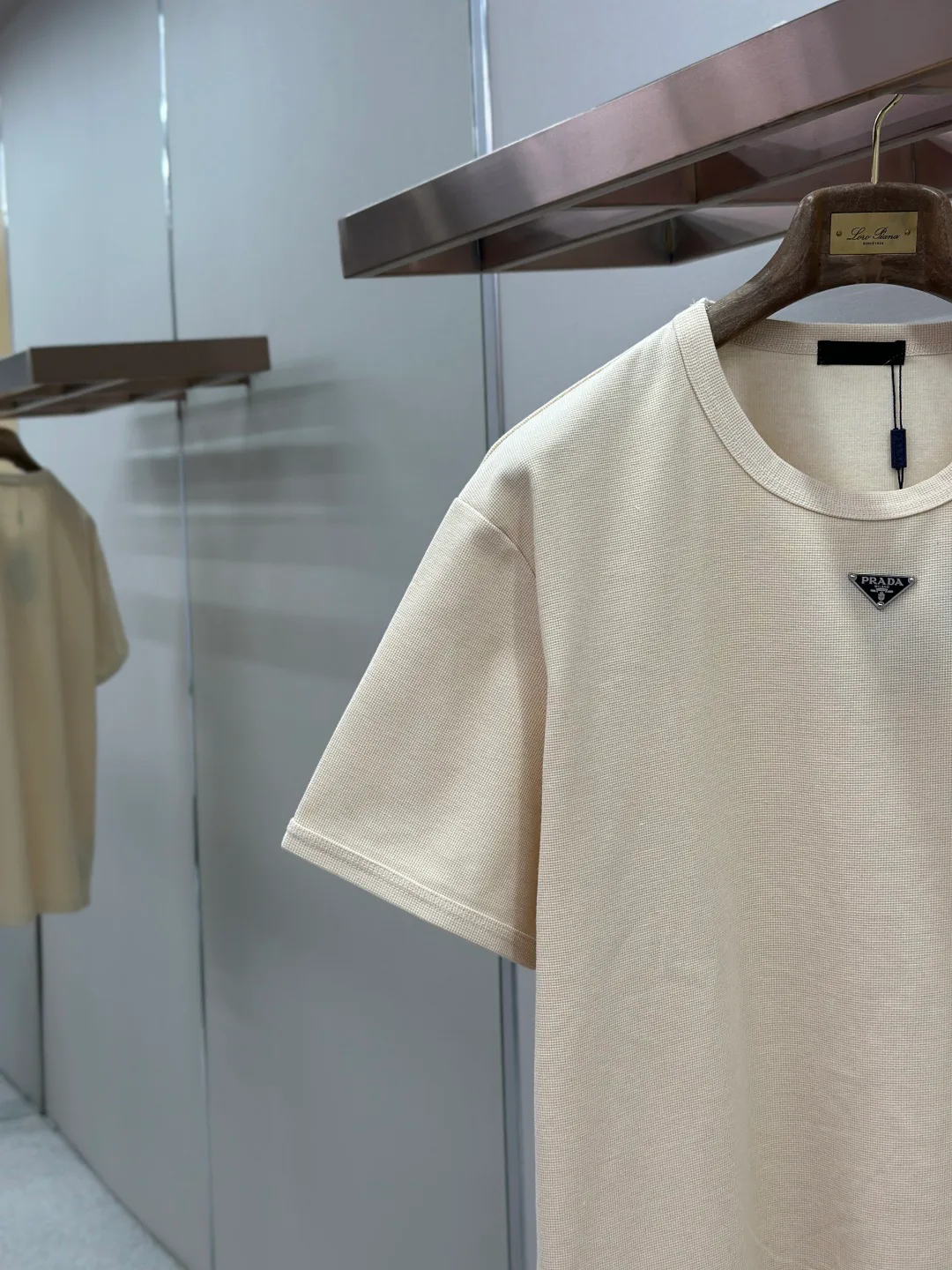 Women's T-Shirts PRADA 18191051