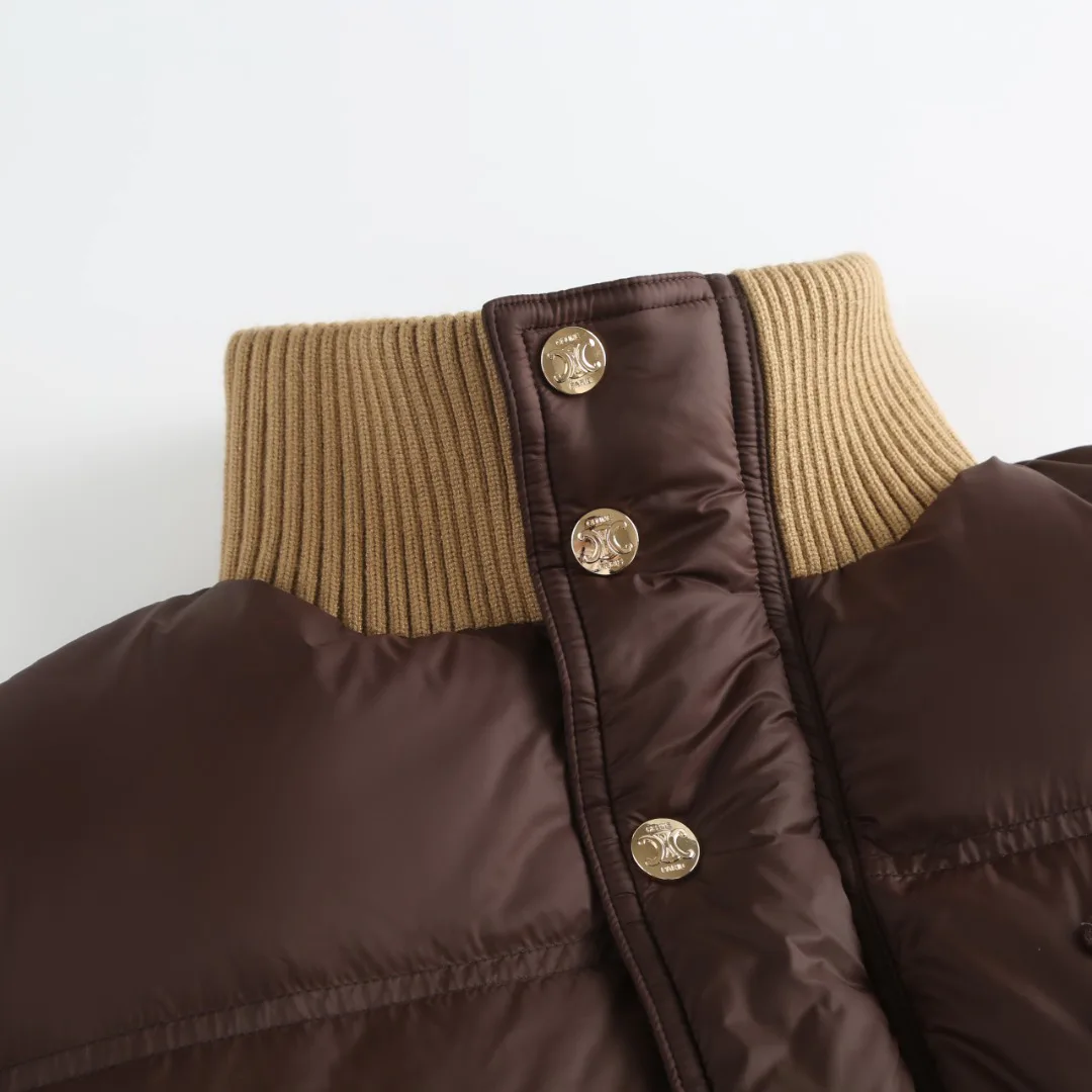 Women's Jackets And Down Jackets CELINE 18022674