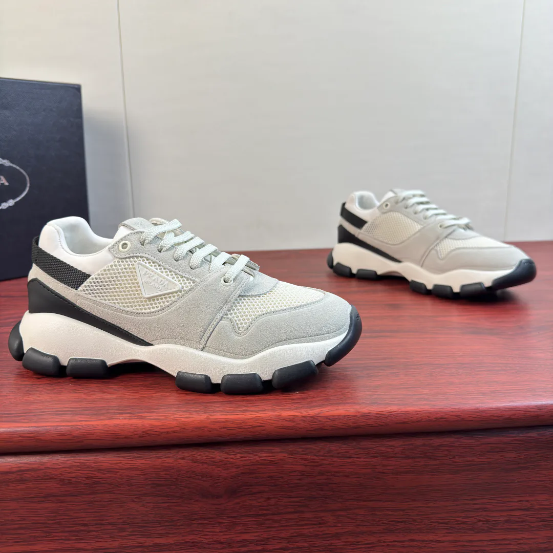 Women's Sneakers PRADA 17763666