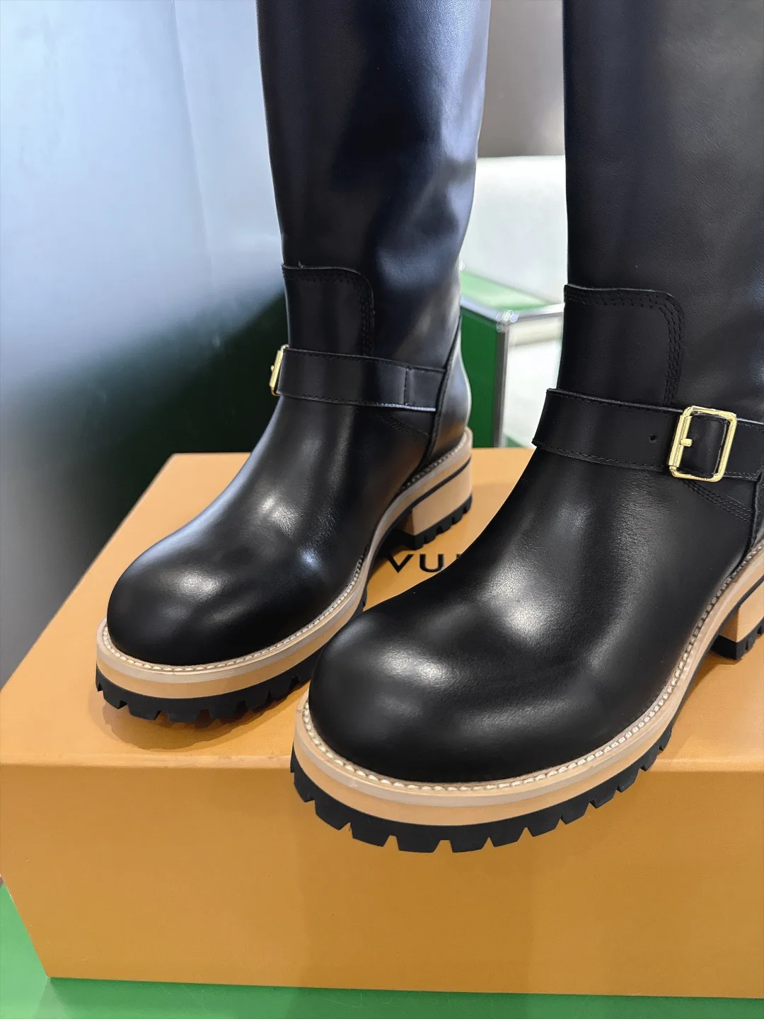 Women's Ankle Boots LOUIS VUITTON 18053351