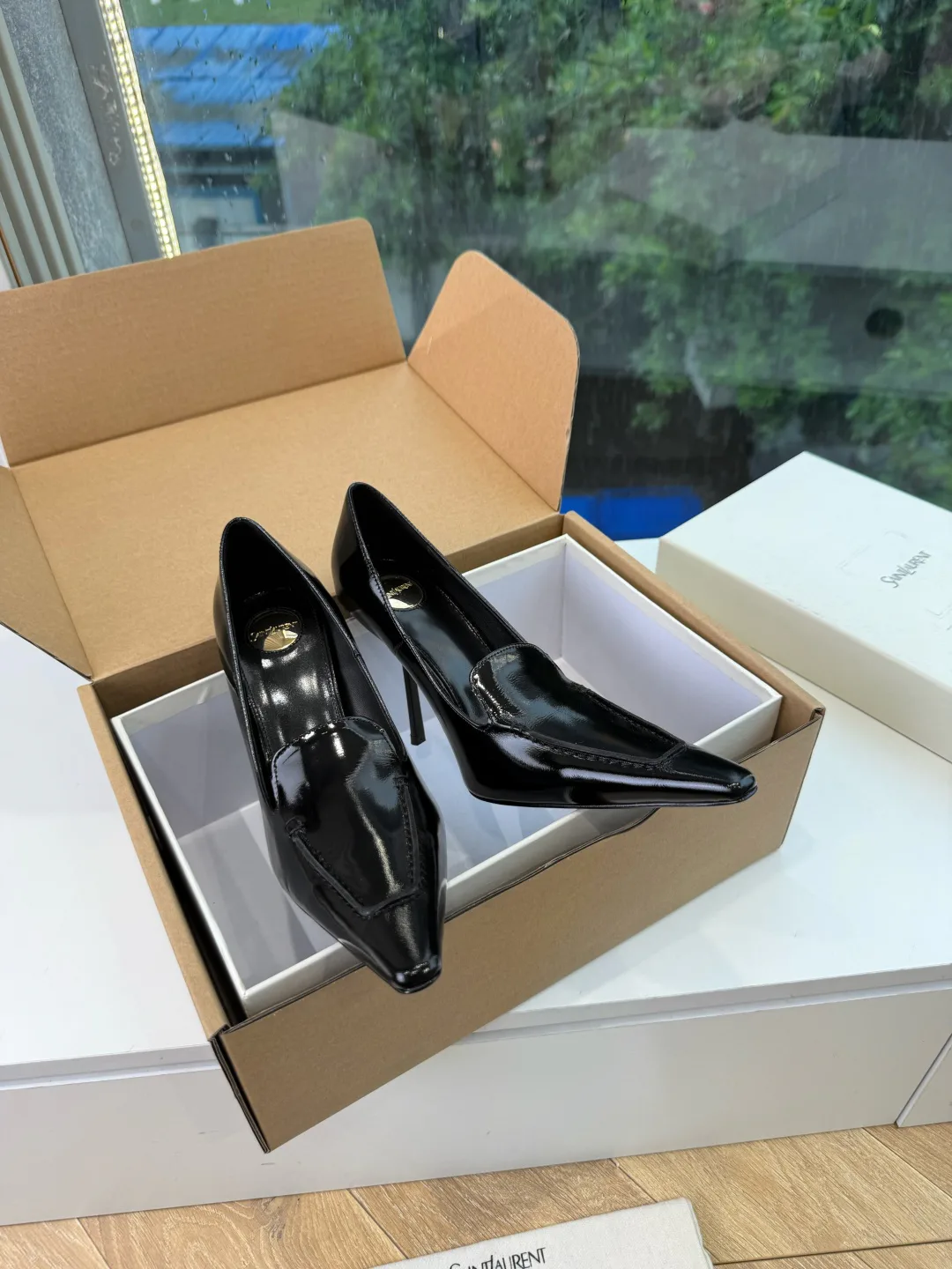 Women's Heels SAINT LAURENT 18104142