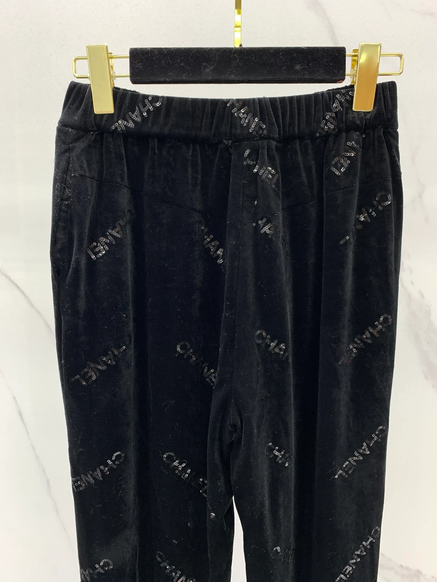 Women's Trousers CHANEL 18527465
