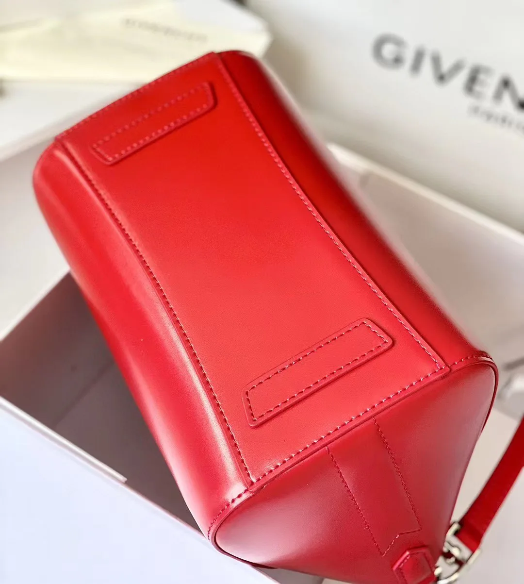 Women's Classic Handbags GIVENCHY 18452633
