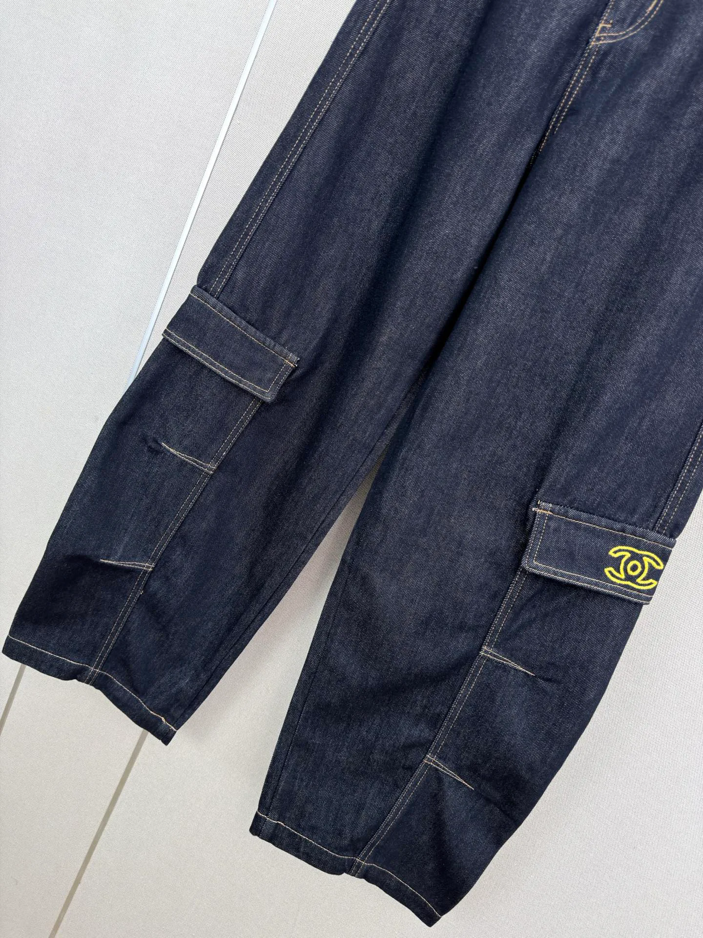 Women's Jeans CHANEL 18108859