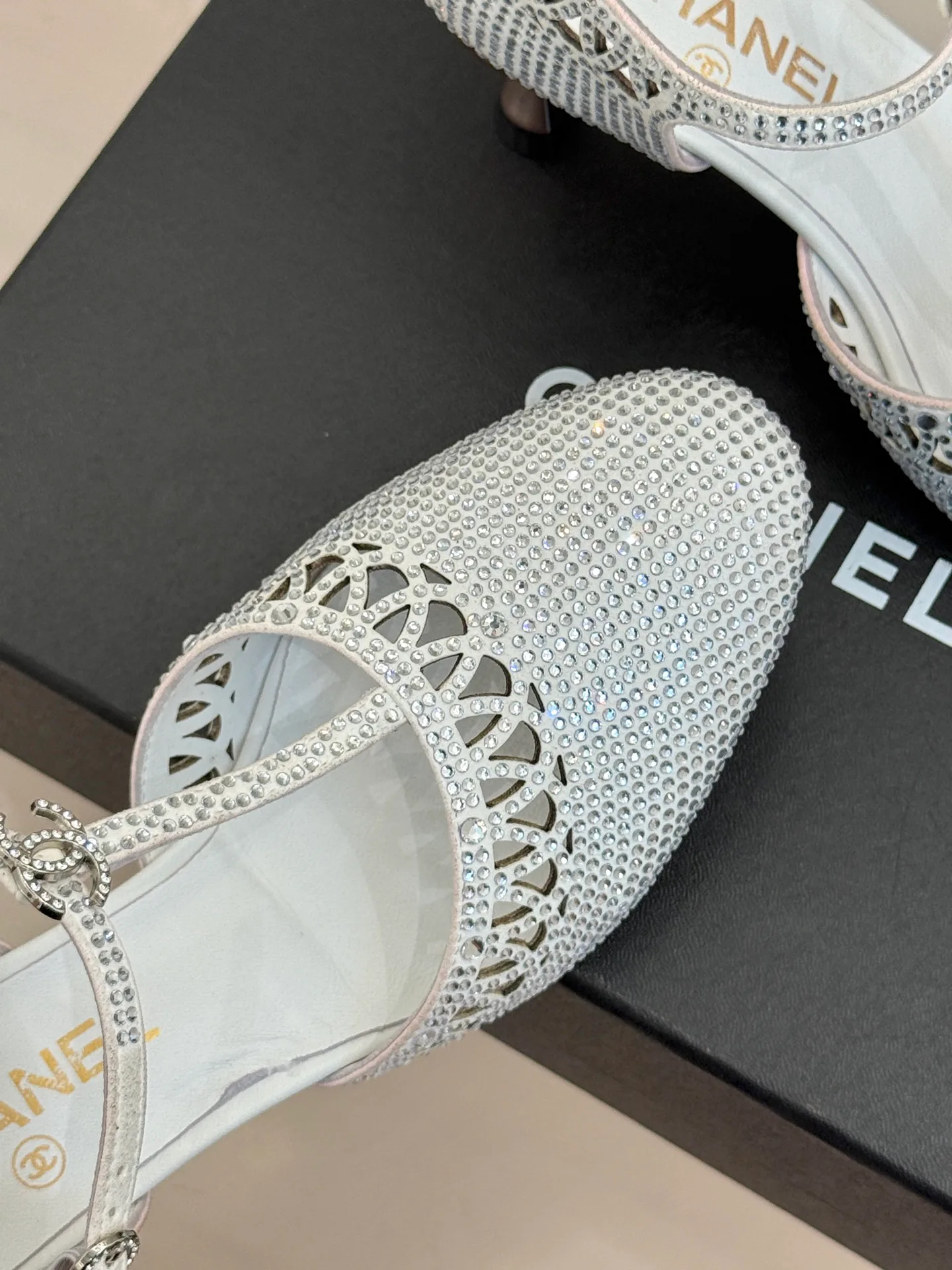 Women's Open-Toe Sandals CHANEL 17425317