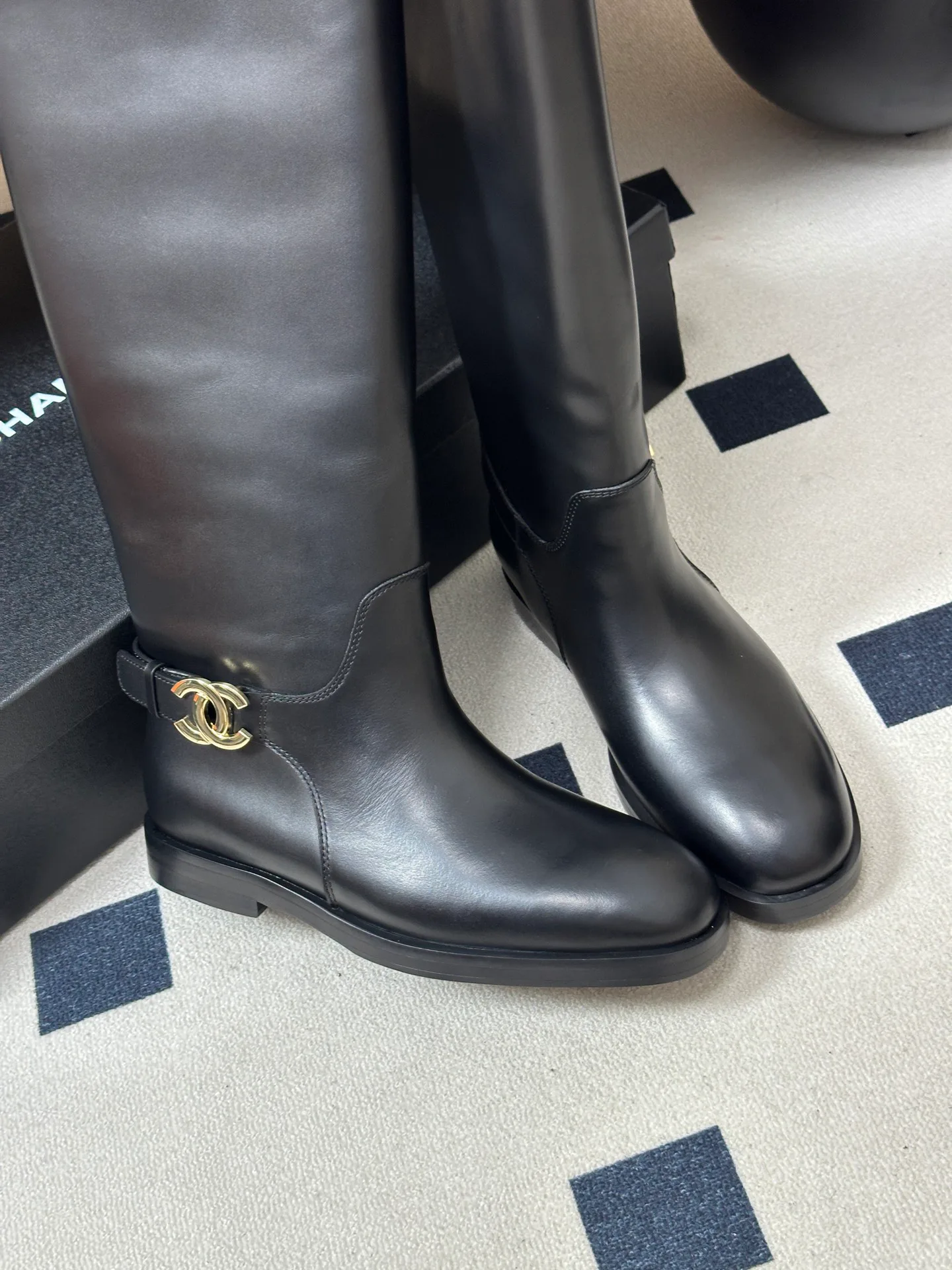 Women's Boots CHANEL 18069823