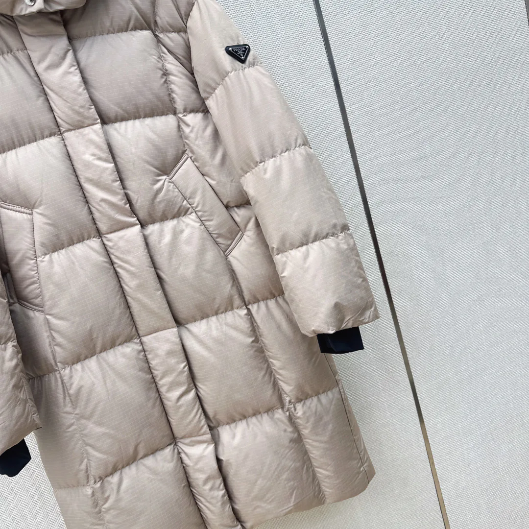 Women's Jackets And Down Jackets PRADA 18094560