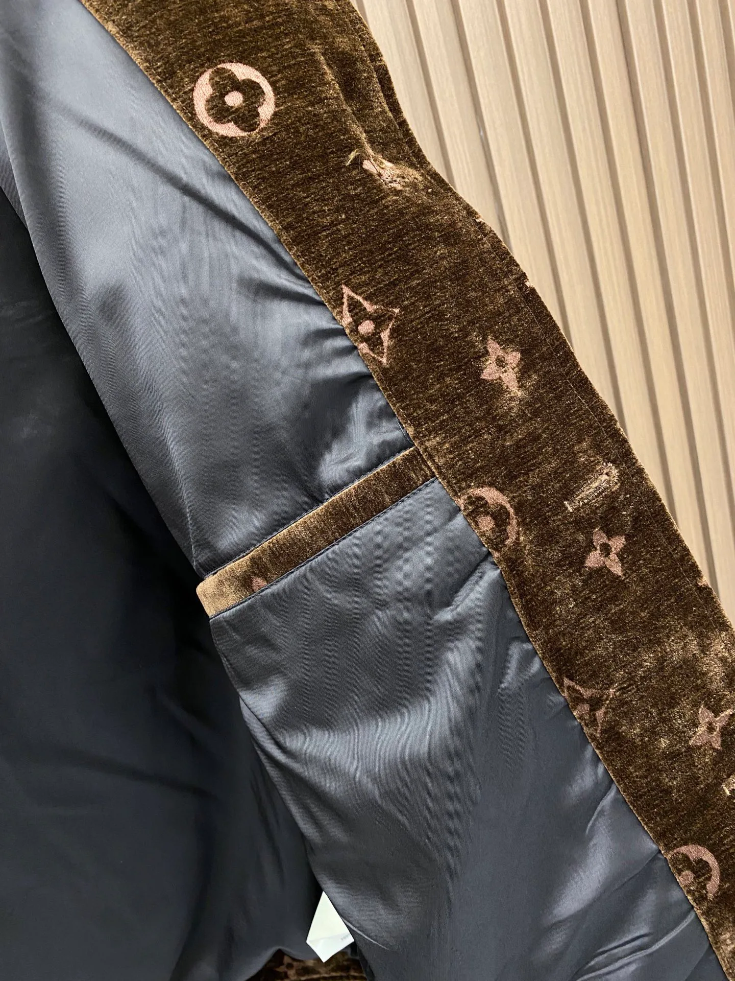 Men's Jackets And Down Jackets LOUIS VUITTON 18355676