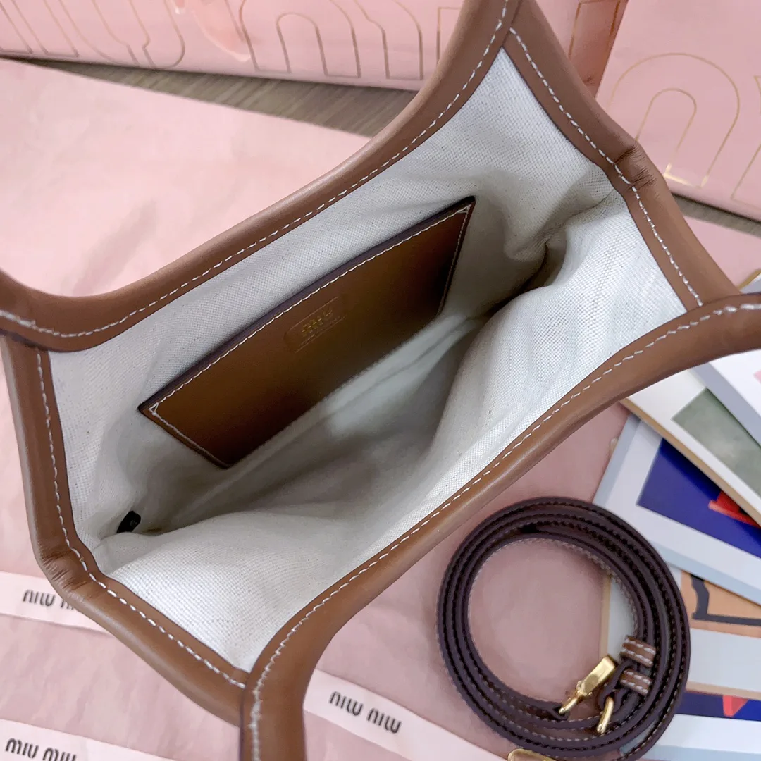 Women's Classic Handbags MIU MIU 17483317