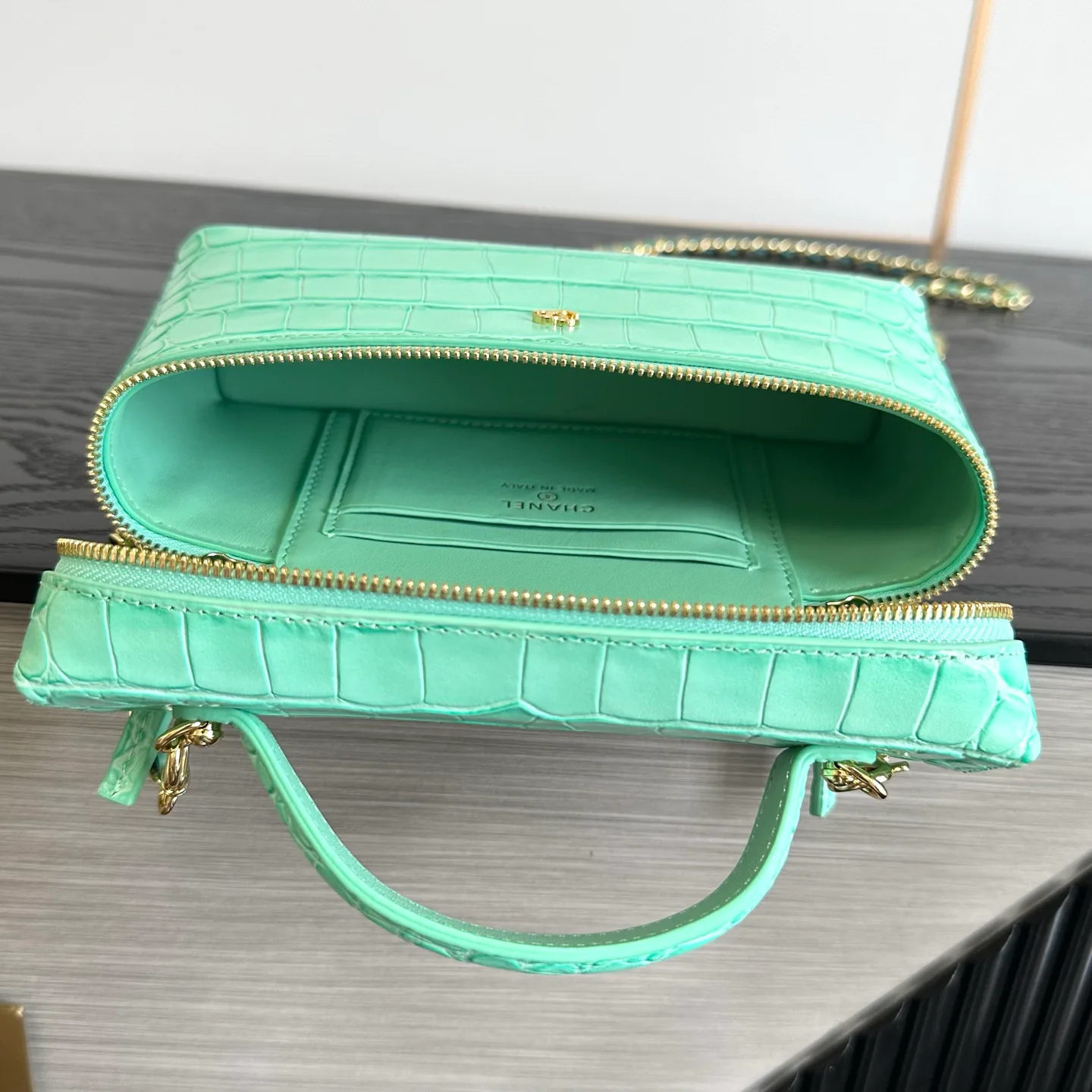 Women's Classic Handbags CHANEL 17827597
