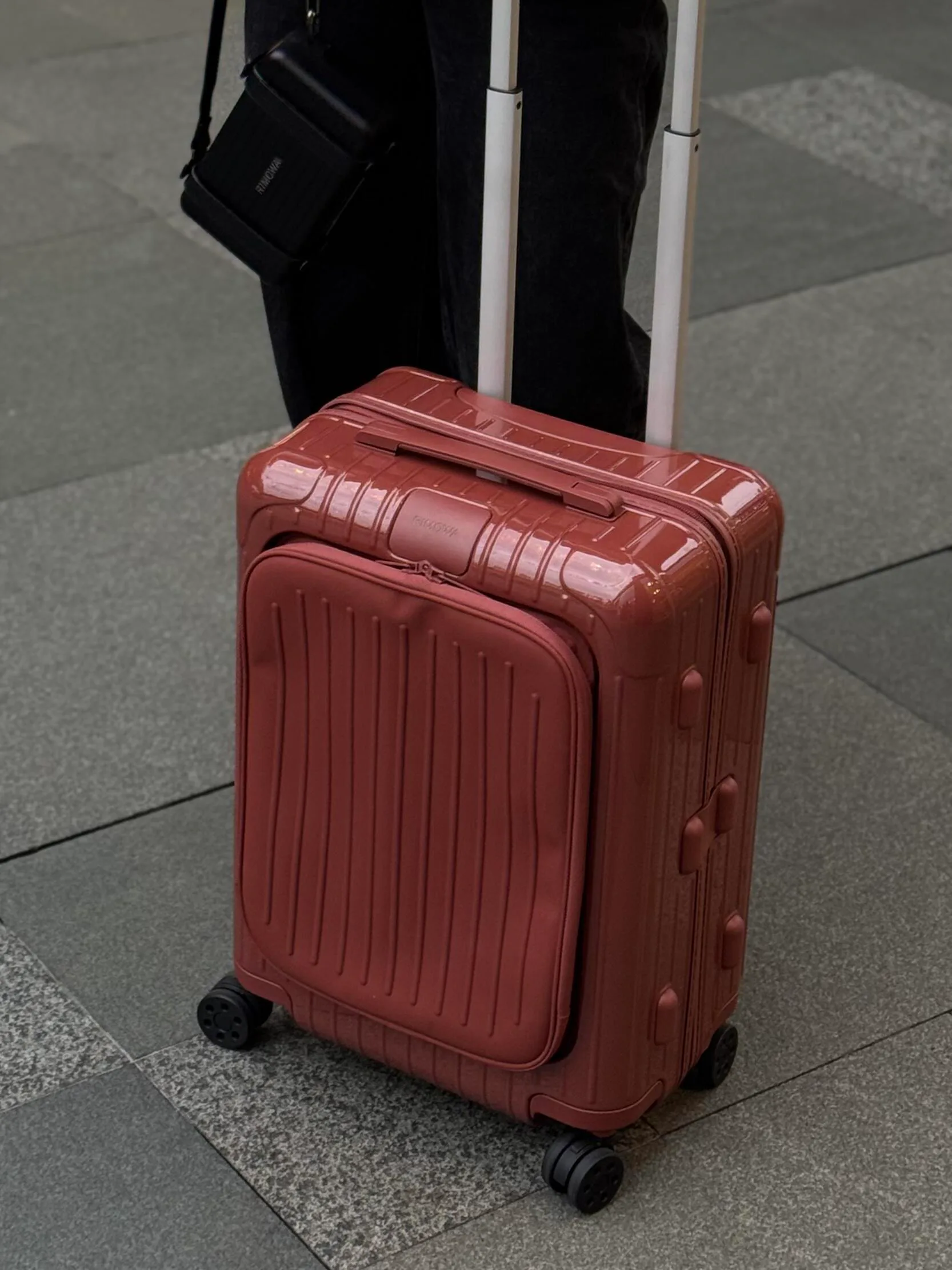 Suitcases RIMOWA 17943637