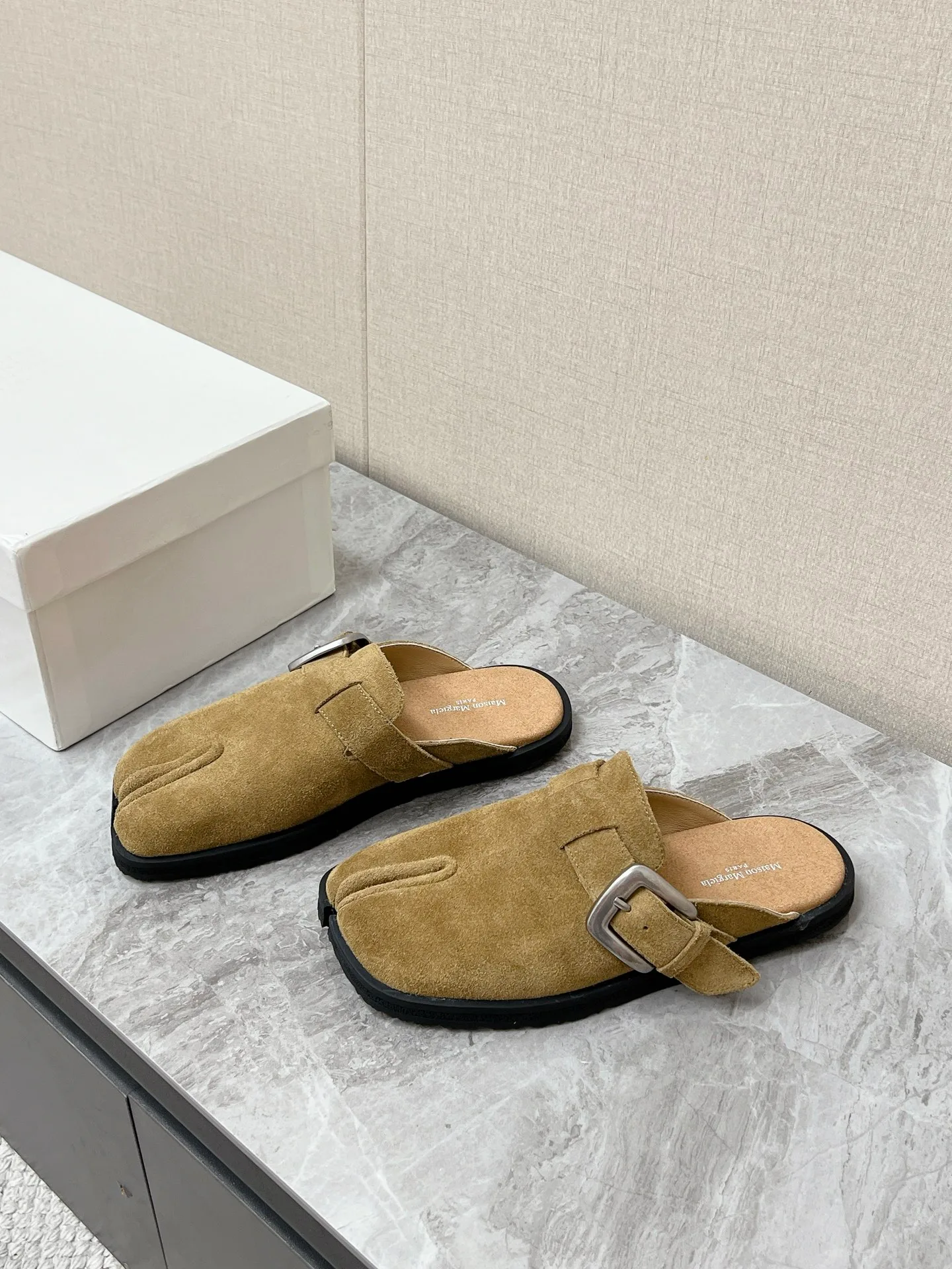 Women's Mules And Clogs MAISON MARGIELA 17955124
