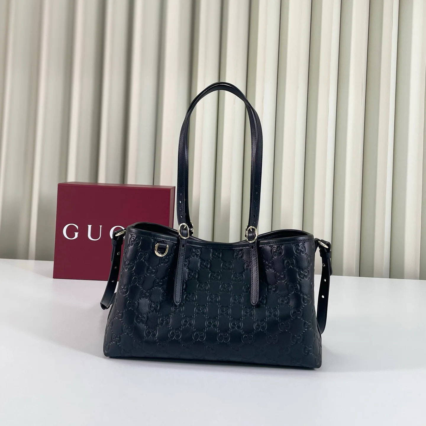 Women's Classic Handbags GUCCI 18273146