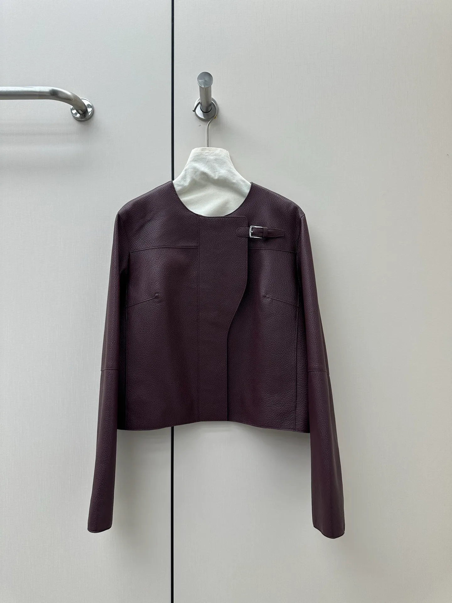 Women's Leather Jackets And Sheepskin Coats HERMES 17940573